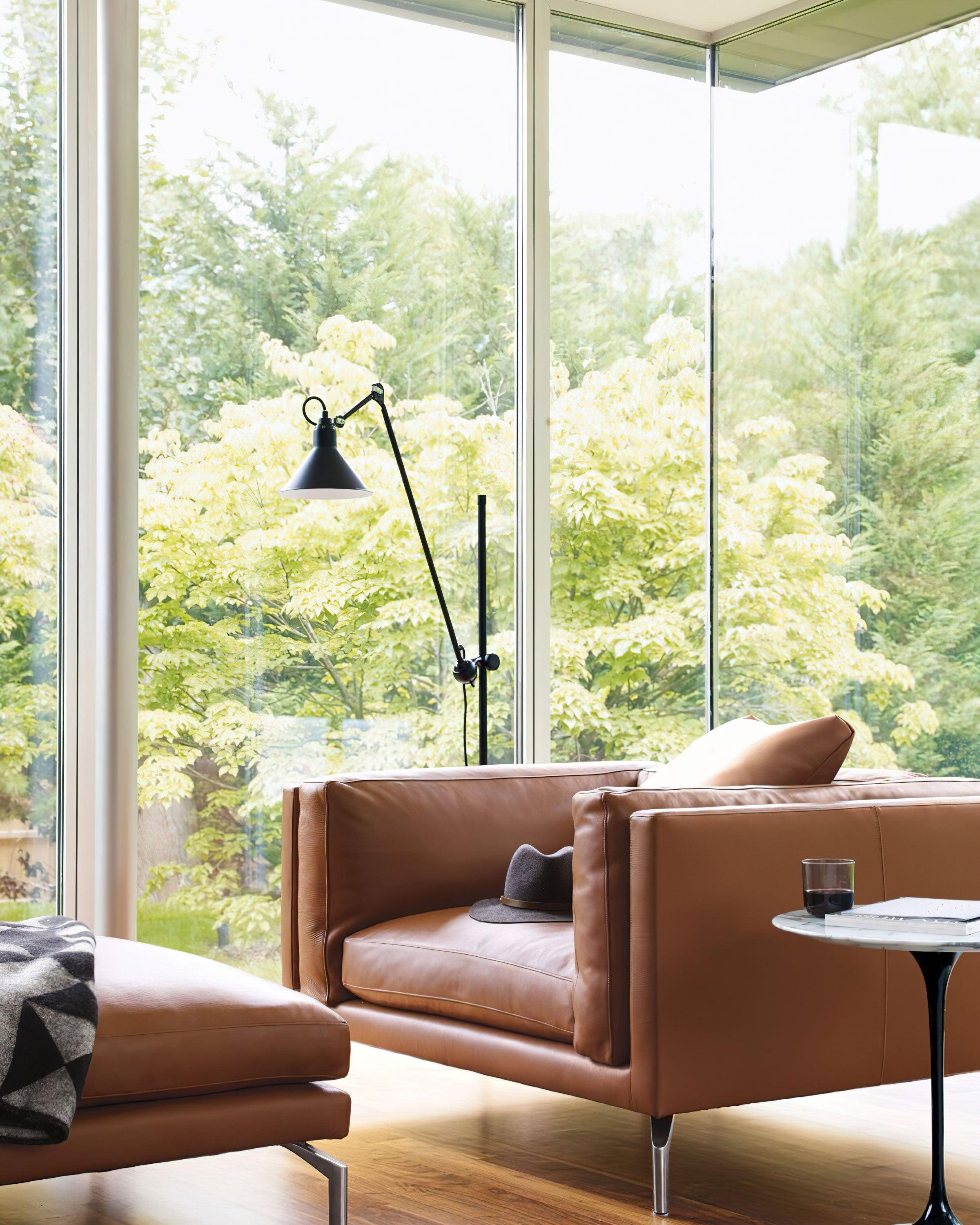 Versa Glide G215 Floor Lamp