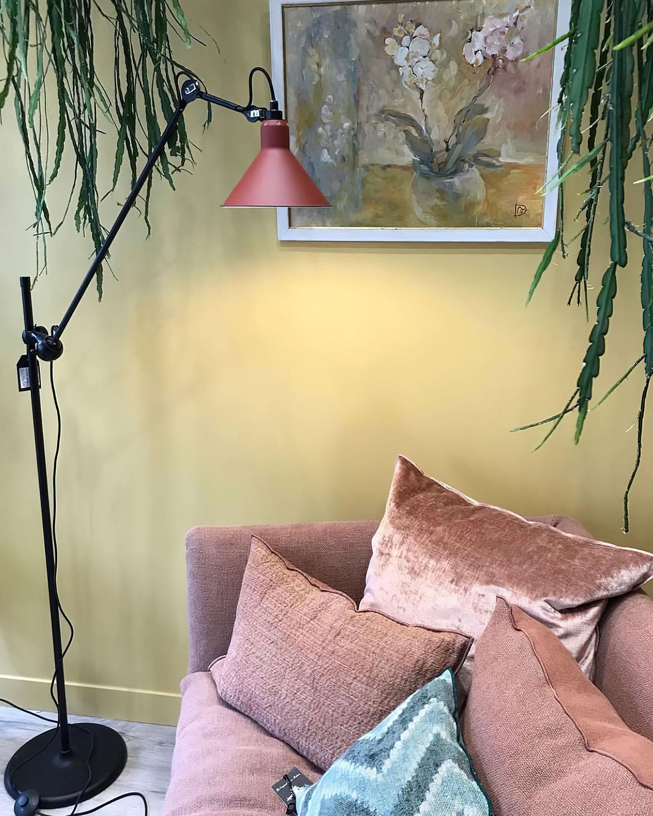 Versa Glide G215 Floor Lamp