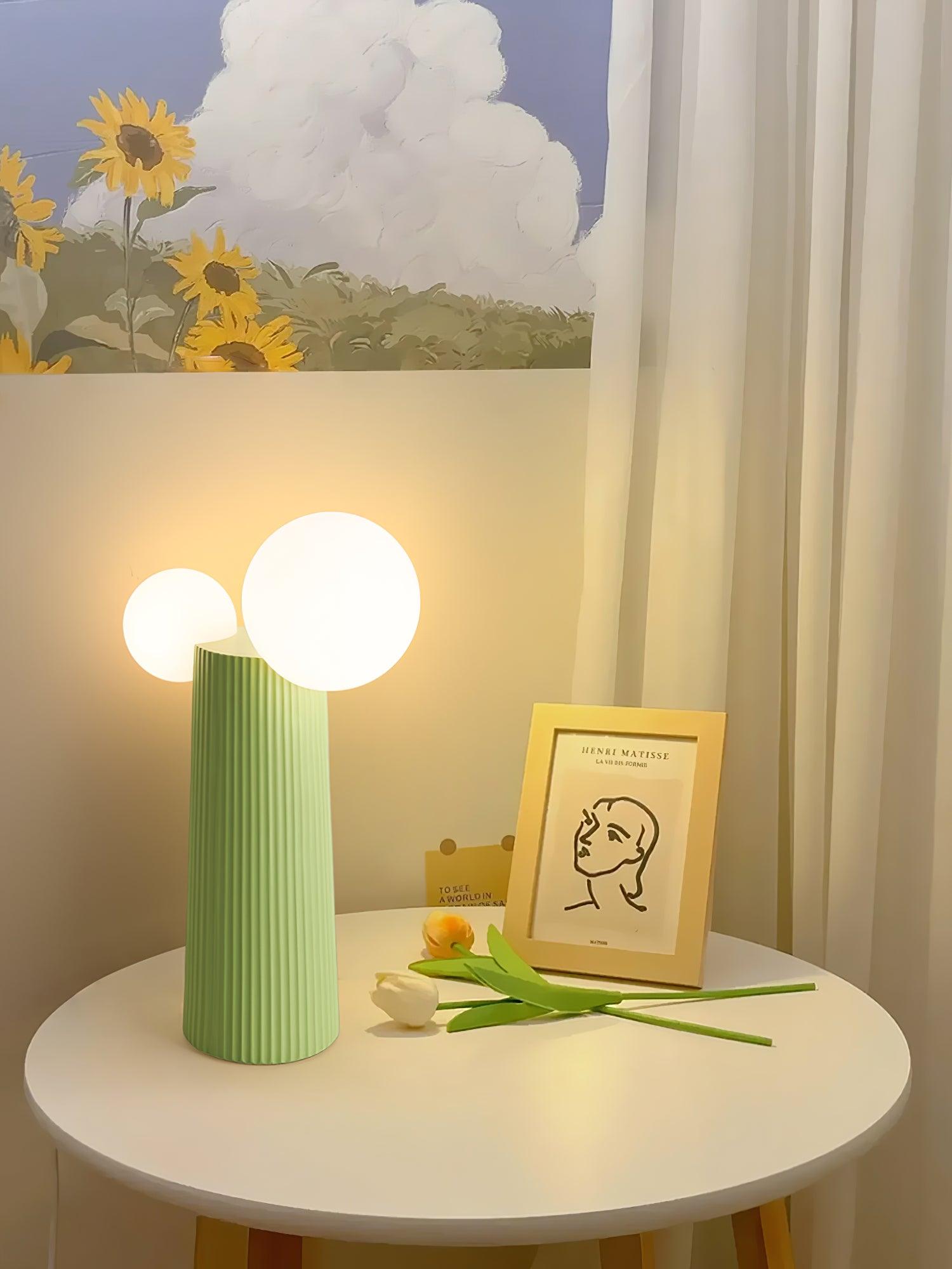 Land Table Lamp 8.3