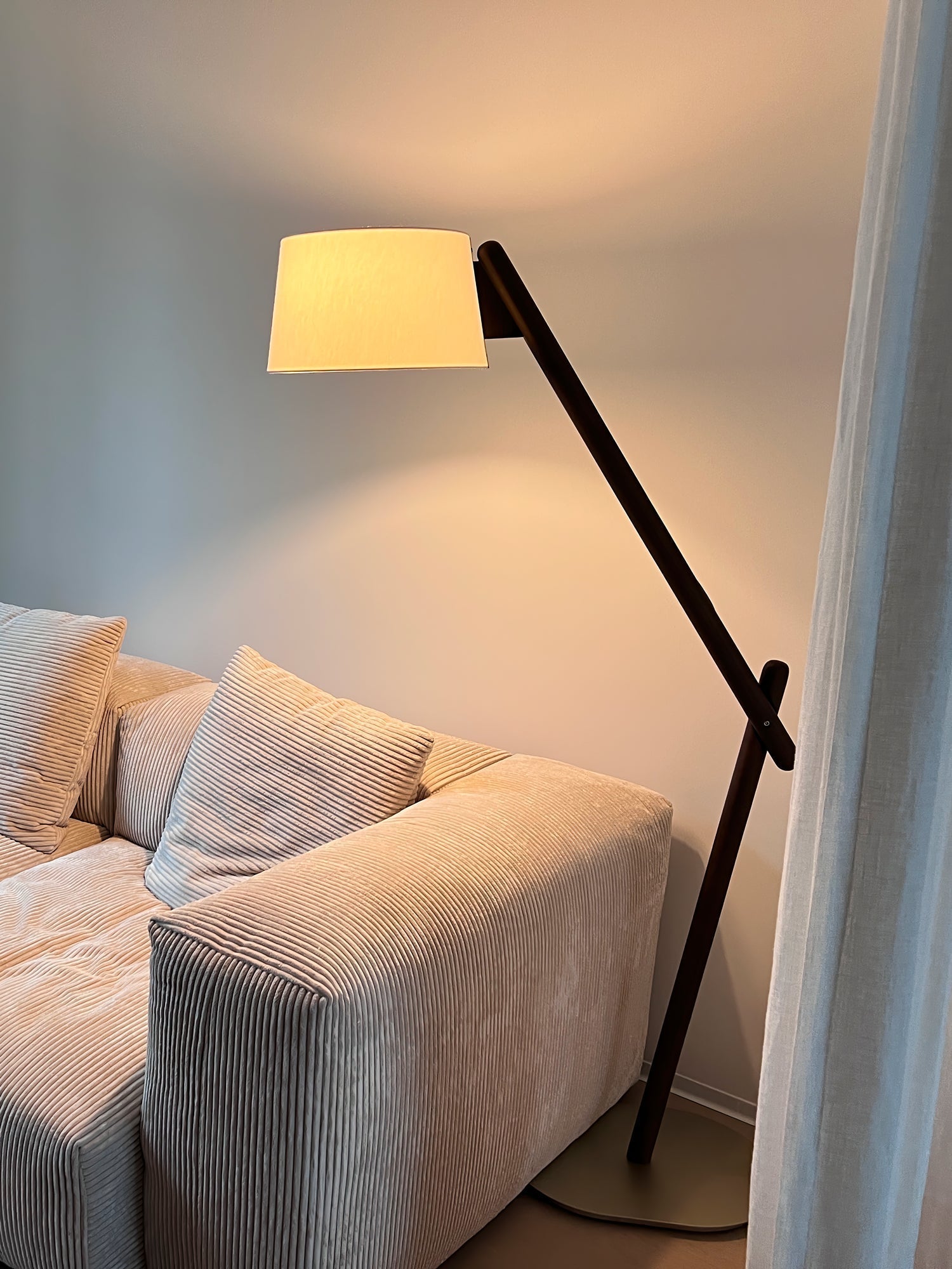 Lean Pivot Floor Light, Floor Lamp, detail 32