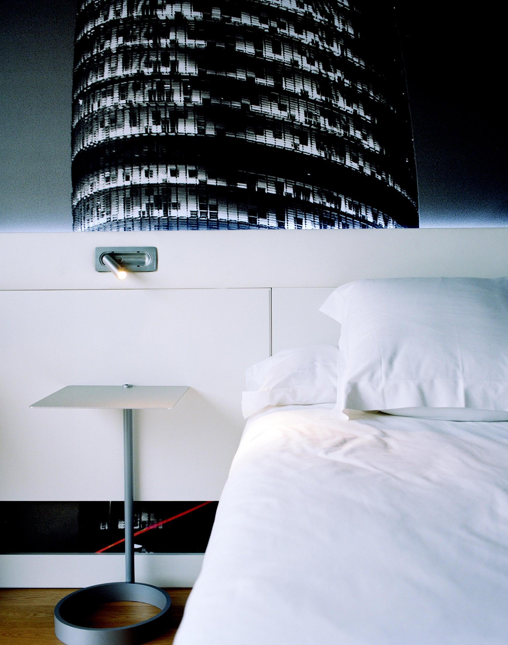 Metal OmniLux Reading Lamp, Bedside Table Lamp, detail 25