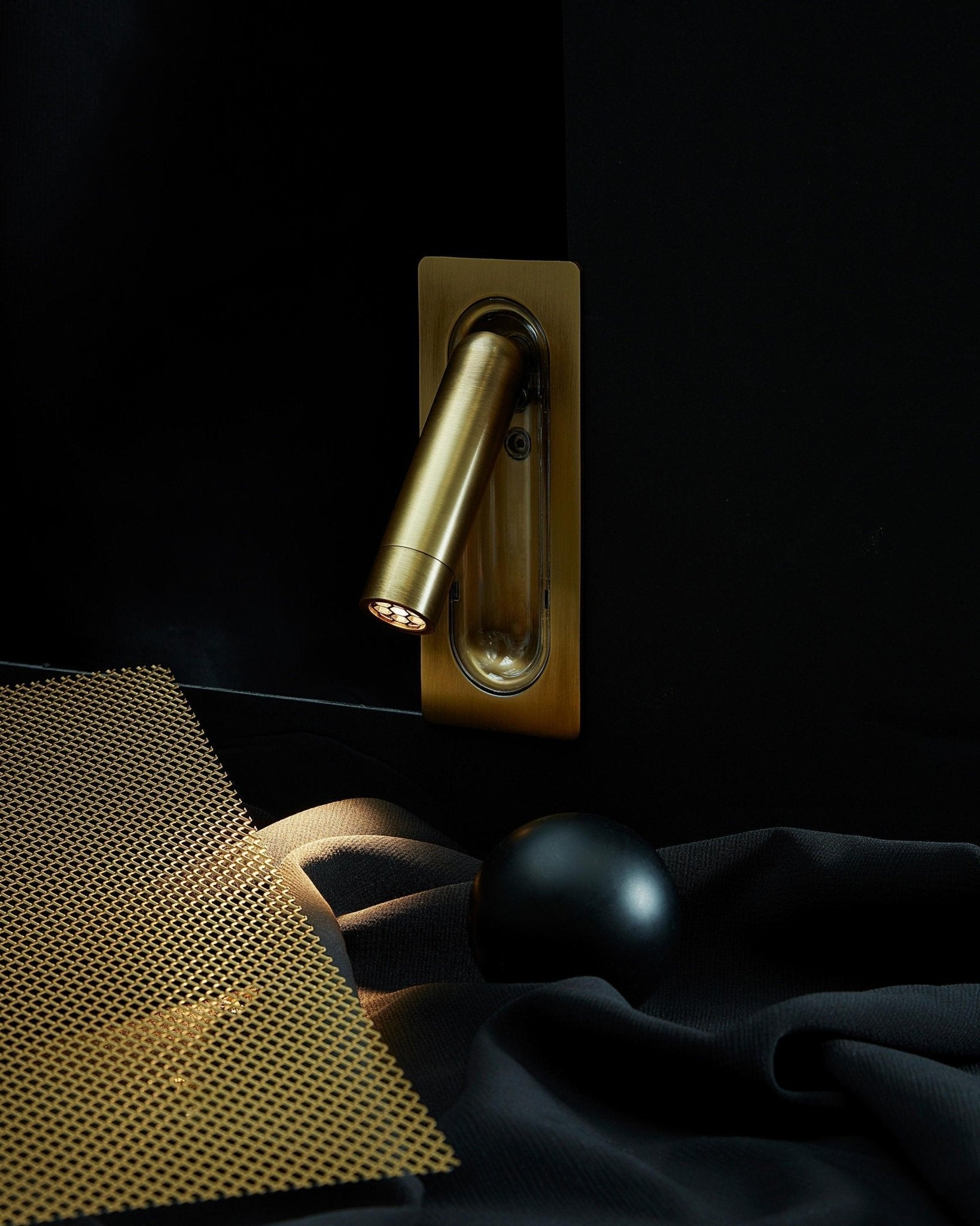 Metal OmniLux Reading Lamp, Bedside Table Lamp, detail 27