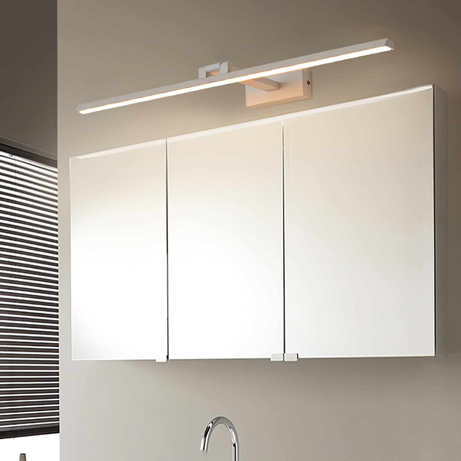 Linear Bathroom Wall Lamp Vanity Light