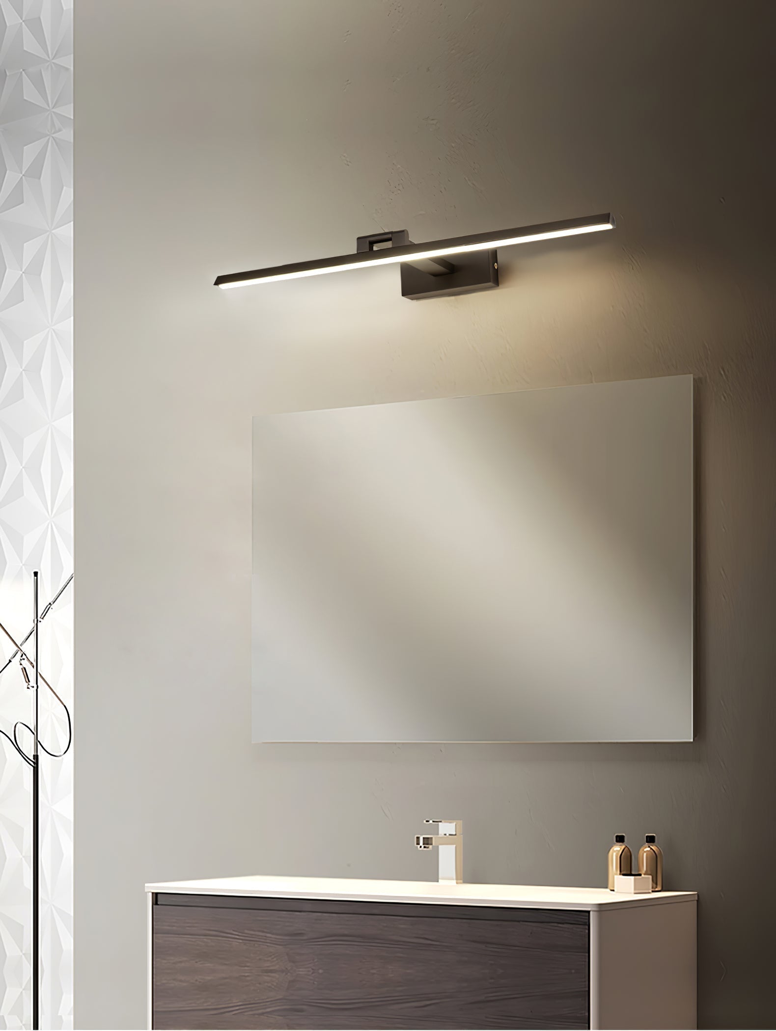 Linear Bathroom Wall Lamp Vanity Light
