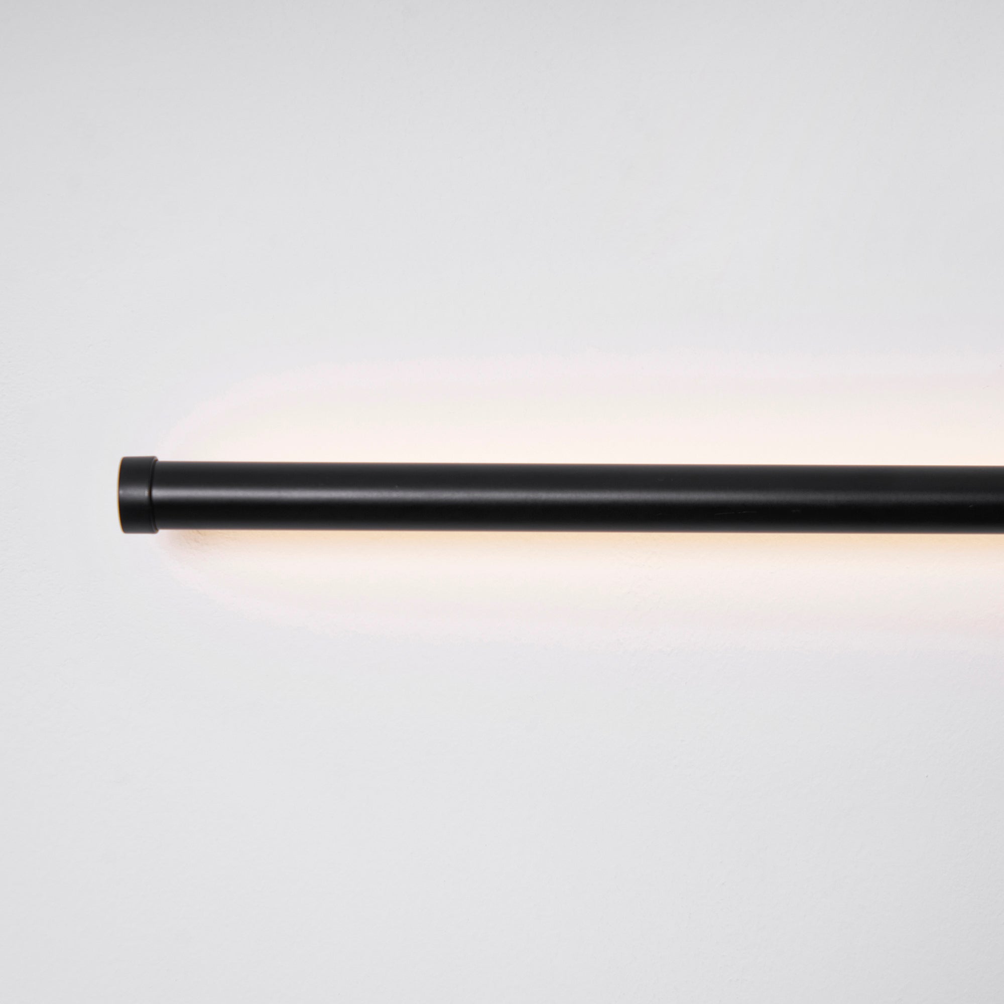 Linearo Rechargeable Wall Lamp Vanity Light