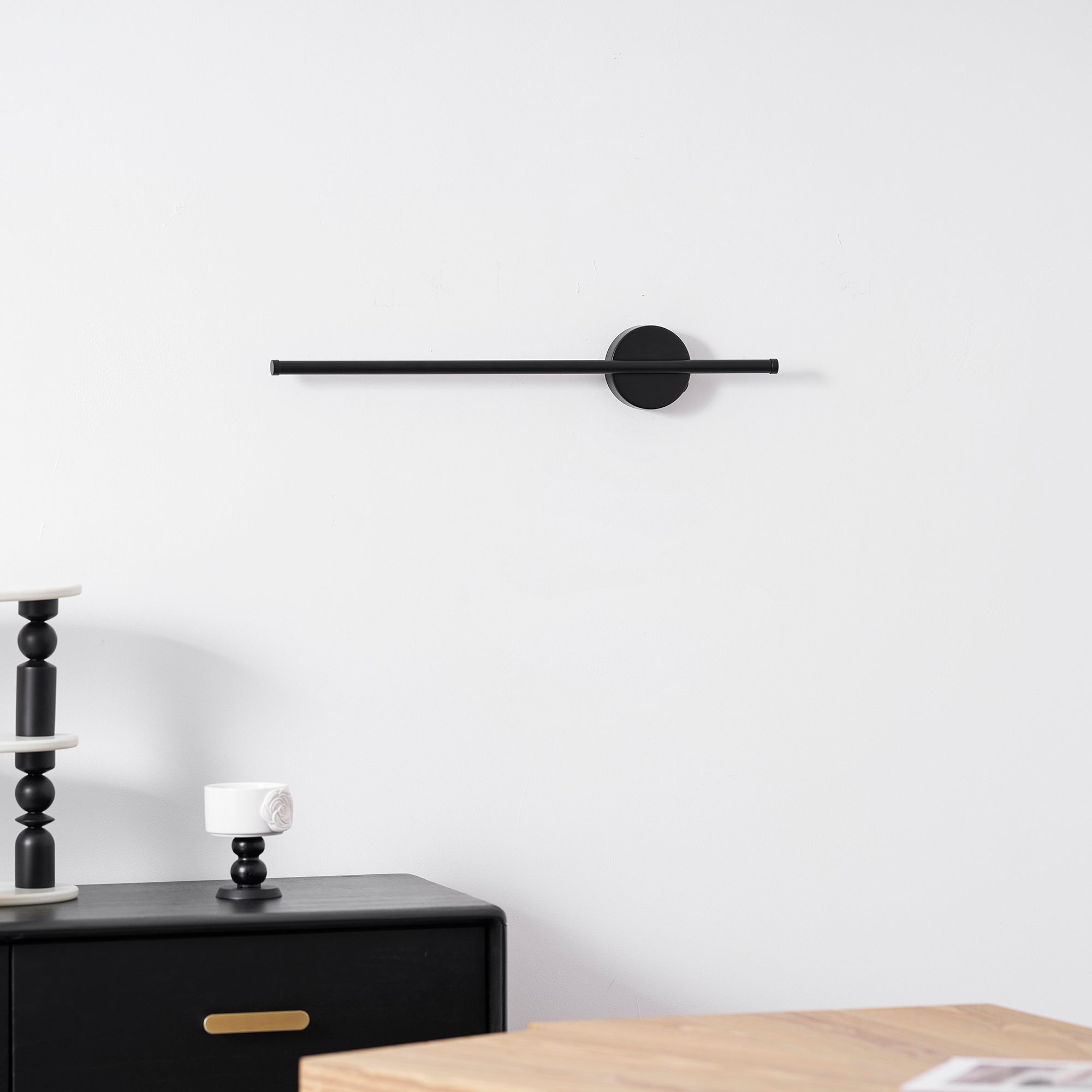 Linearo Rechargeable Wall Lamp Vanity Light
