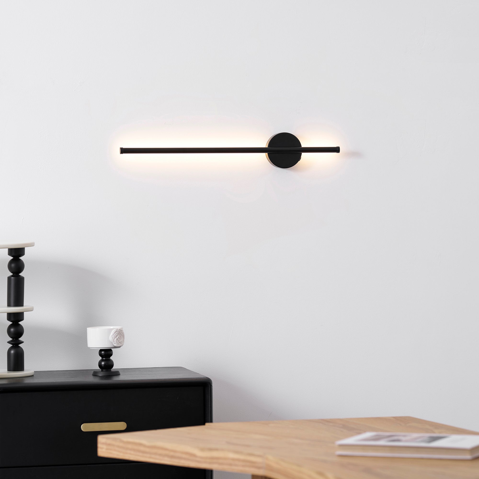Linearo Rechargeable Wall Lamp Vanity Light