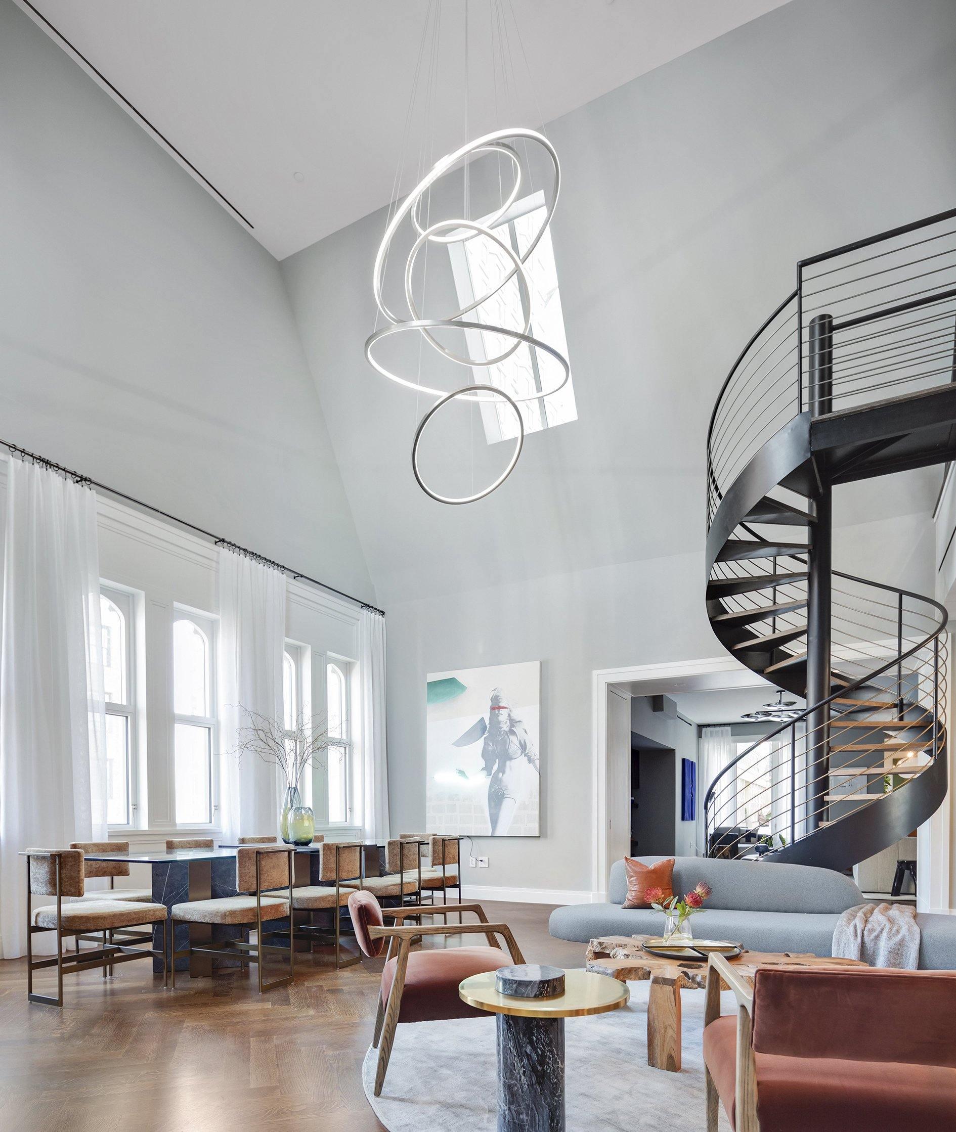 Aveline Chandelier