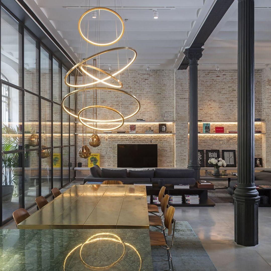 Aveline Chandelier