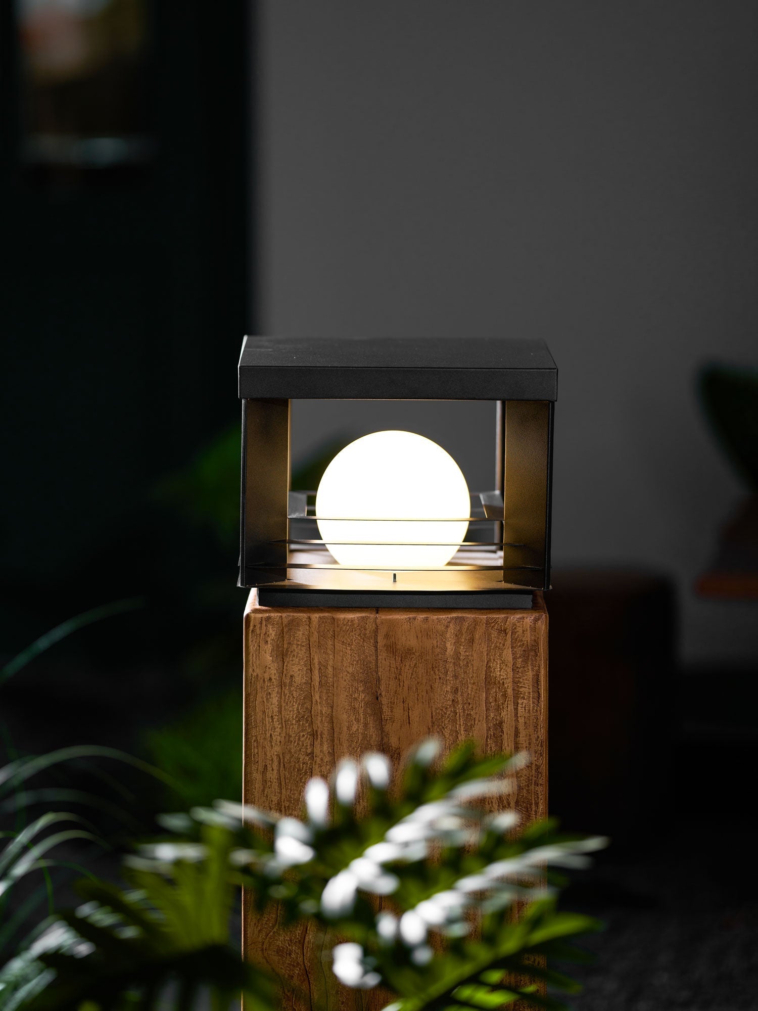 Lunar Crate Outdoor Floor Lamp