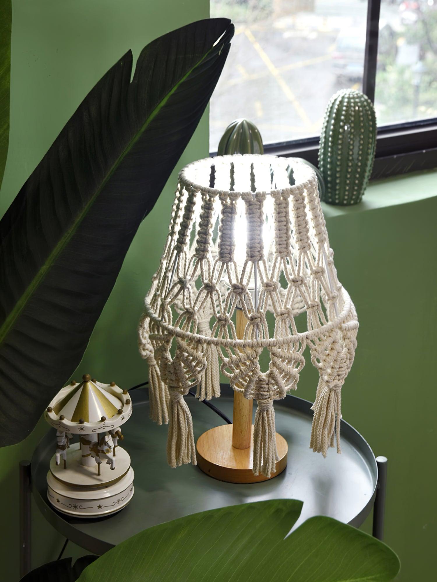Macrame Side Table Lamp