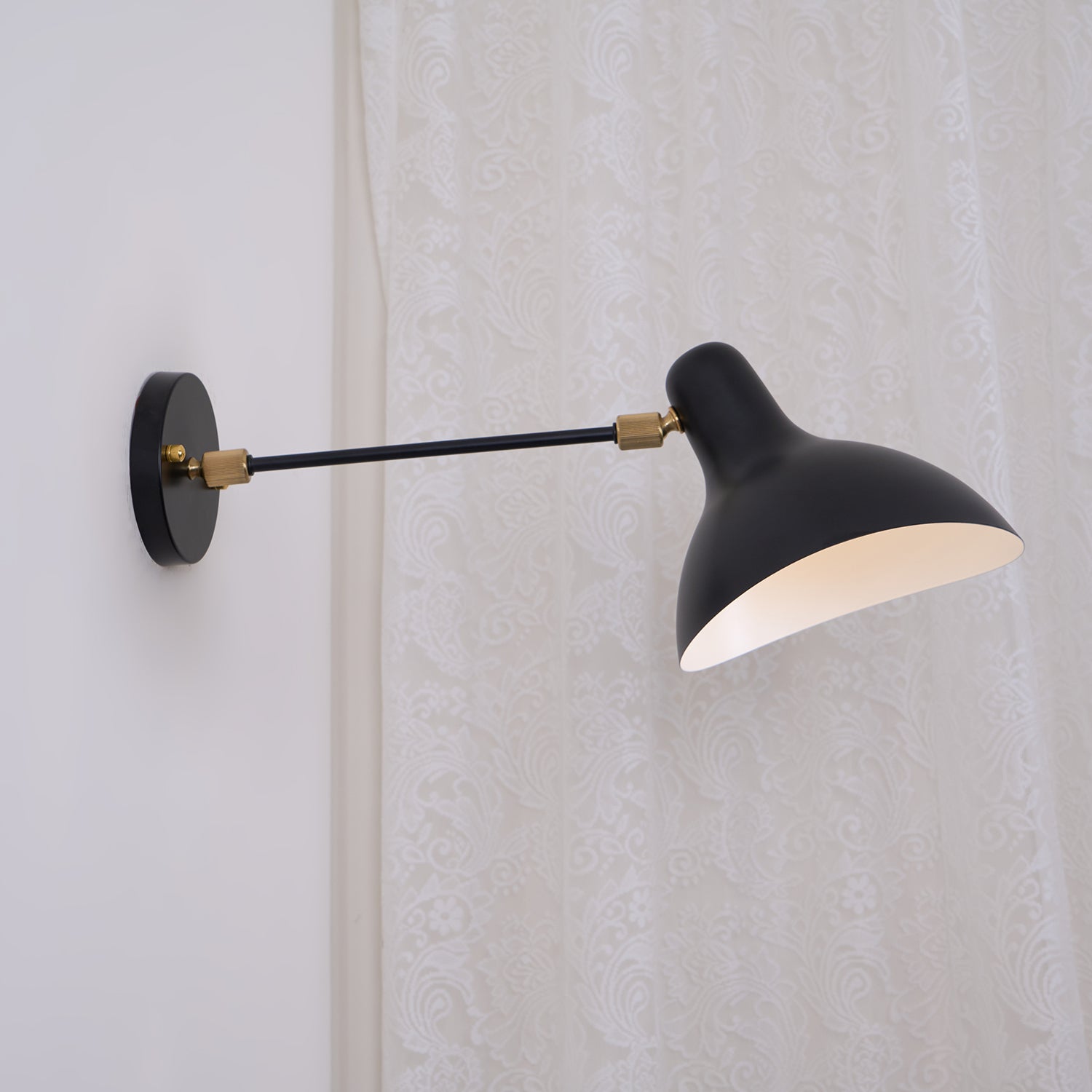 Mantis Wall Lamp 17.7