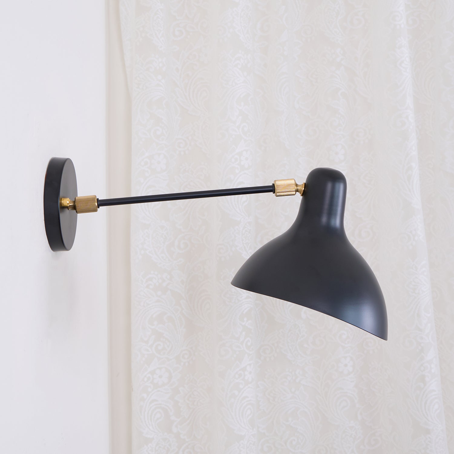 Mantis Wall Lamp 17.7