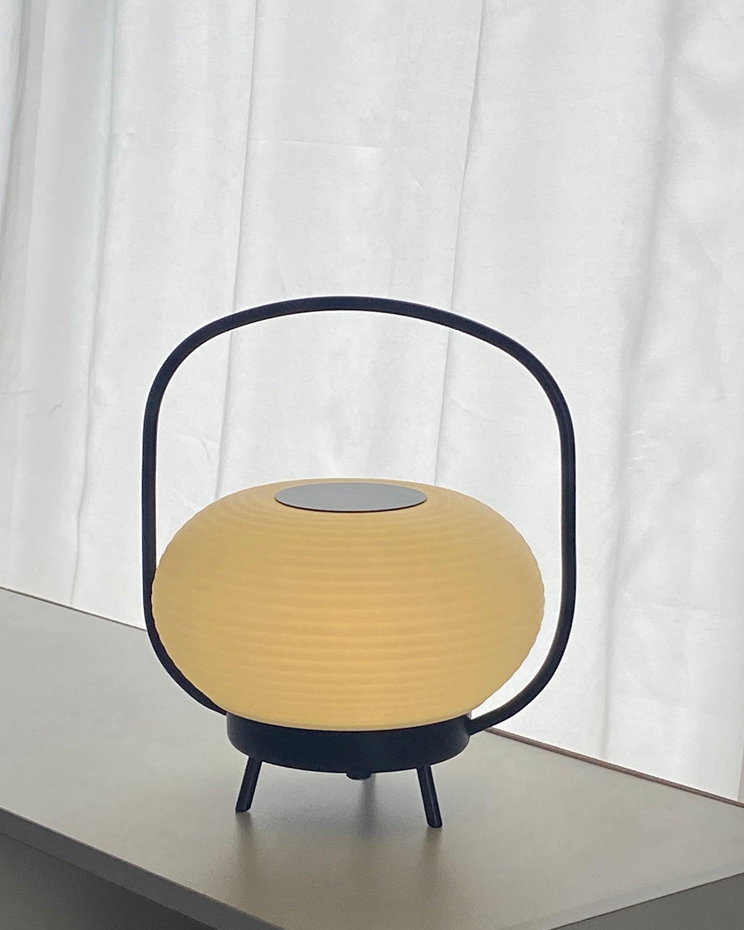 Masker Portable Built-in Battery Table Lamp
