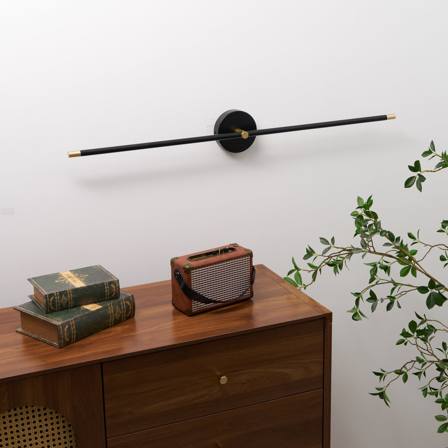 Minimalist Linear LED Plug-in Wall Lamp Vanity Light