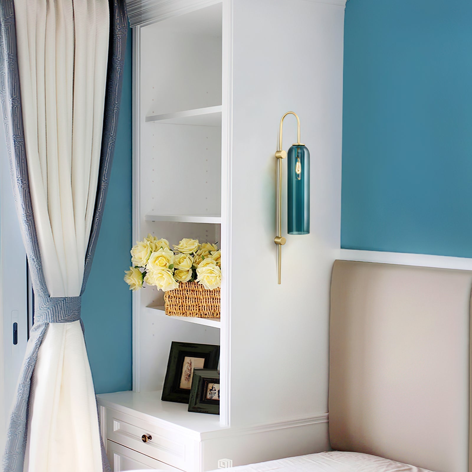 Modern Glass Wall Sconce