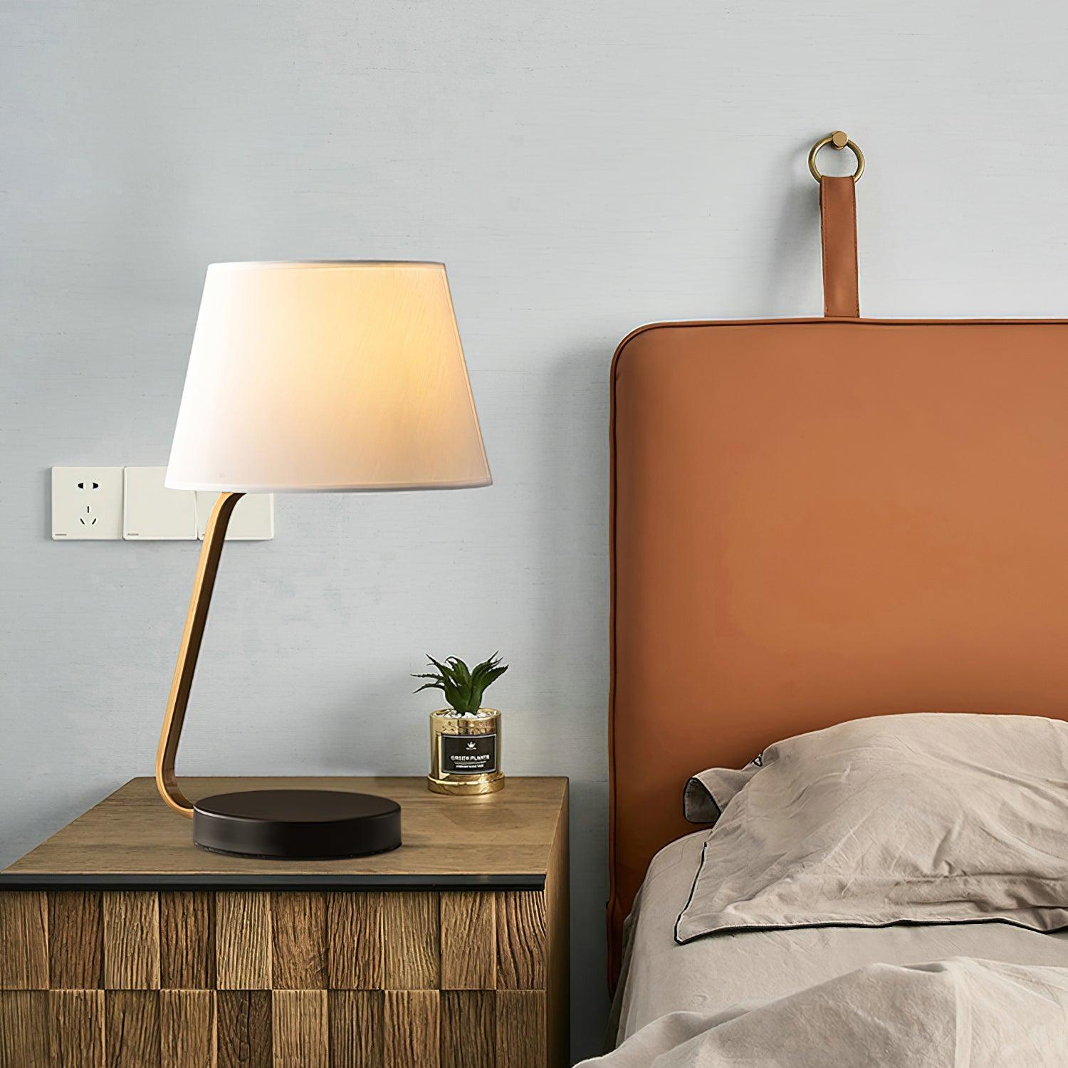 Noir Arc Table Lamp 10.6