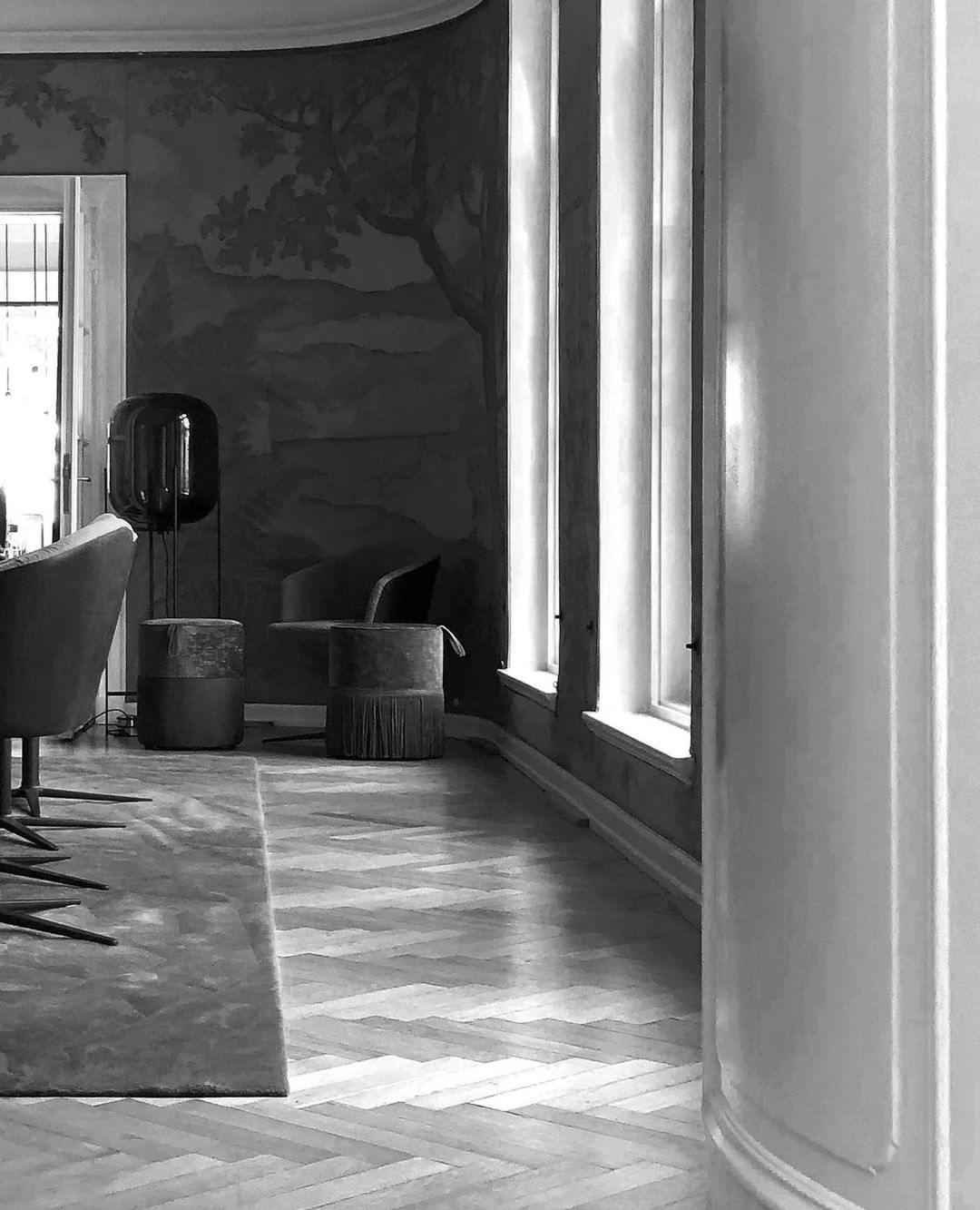 Oda Floor Lamp
