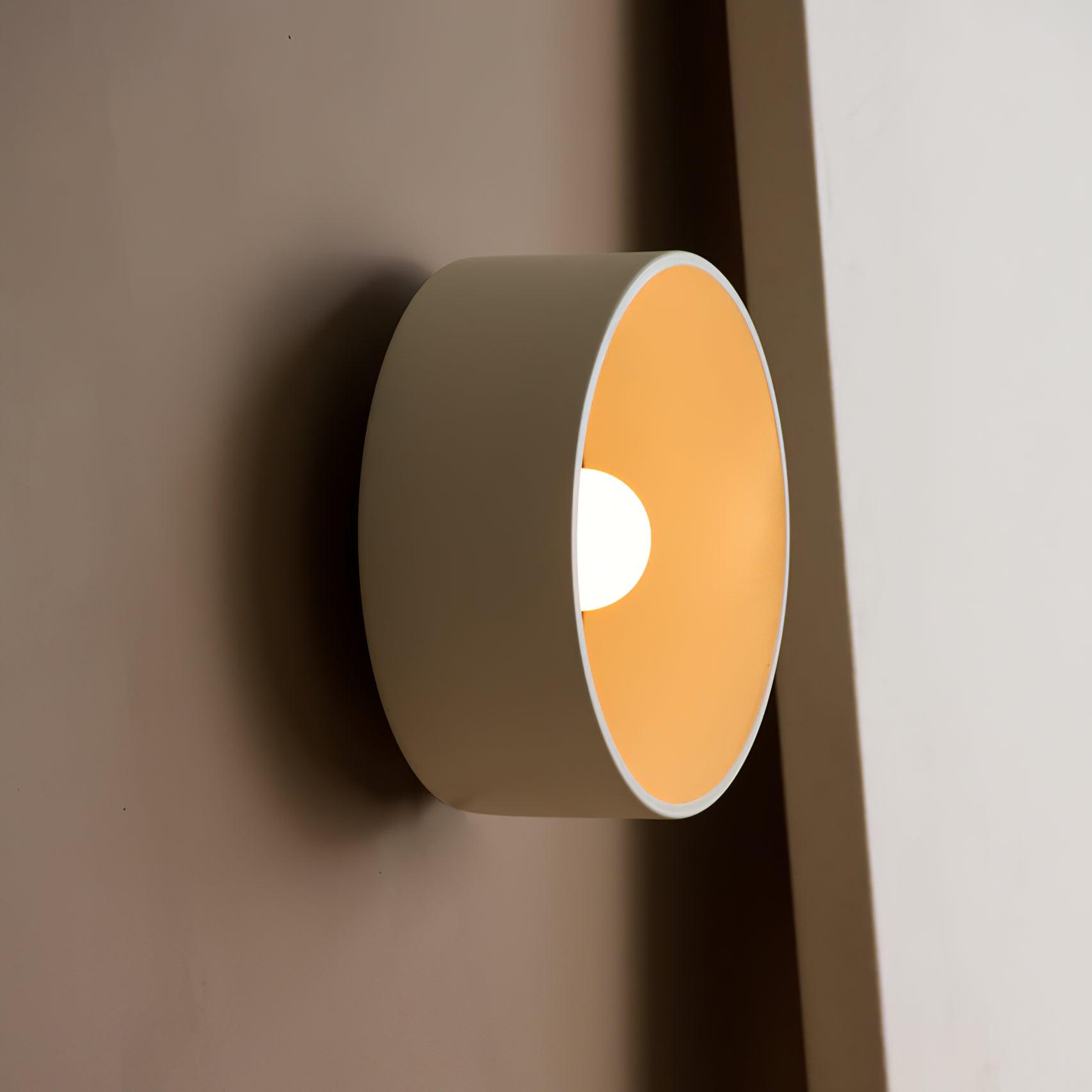 Odis Sconce 7.9