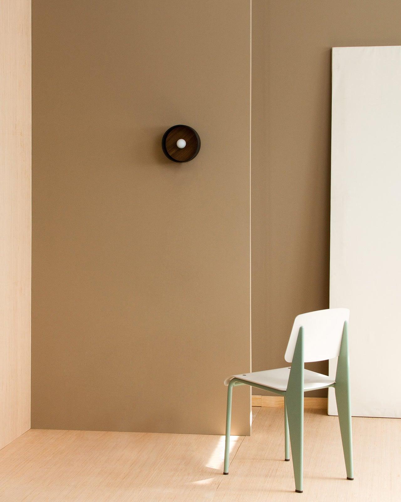 Odis Sconce 7.9