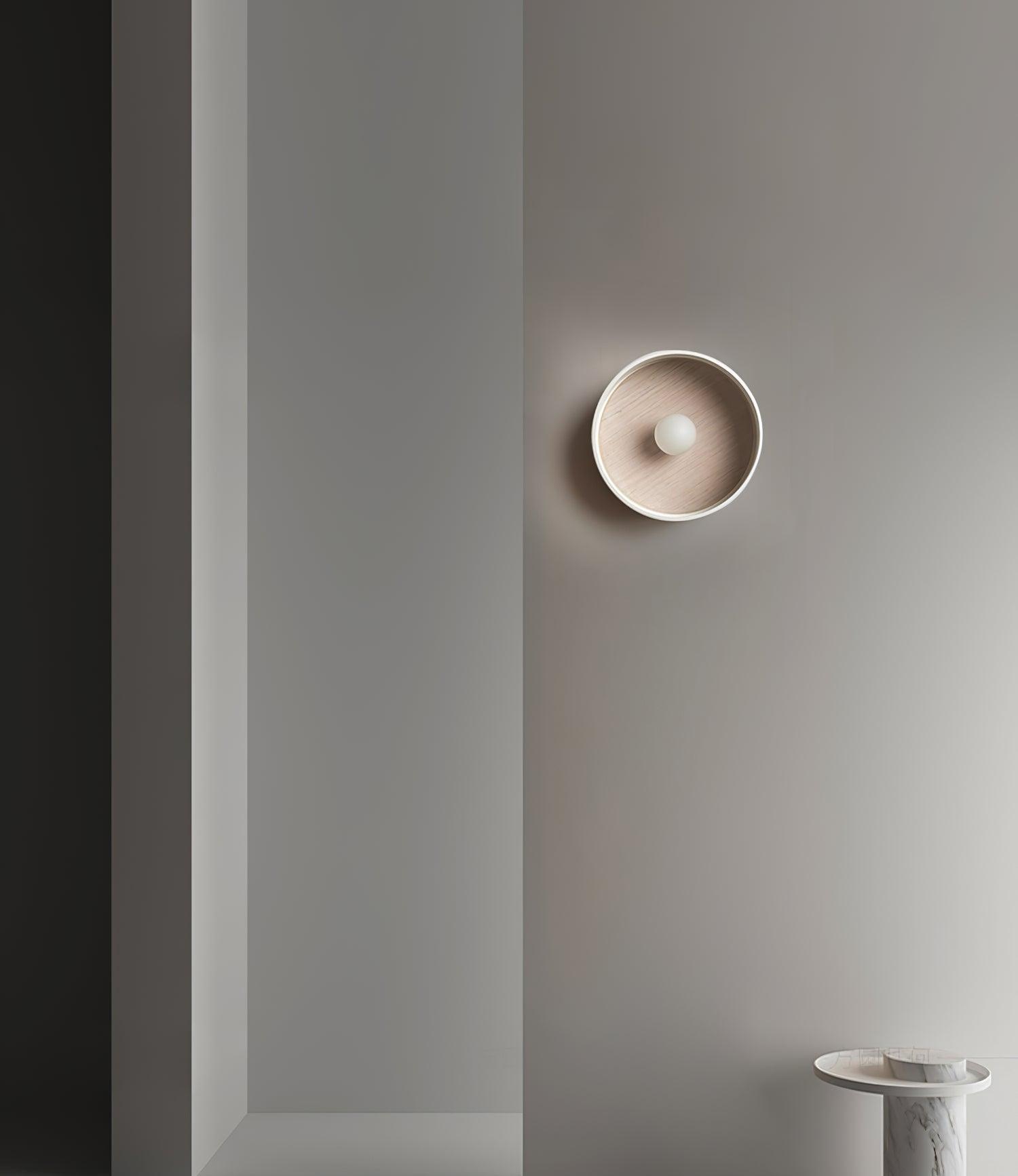 Odis Sconce 7.9
