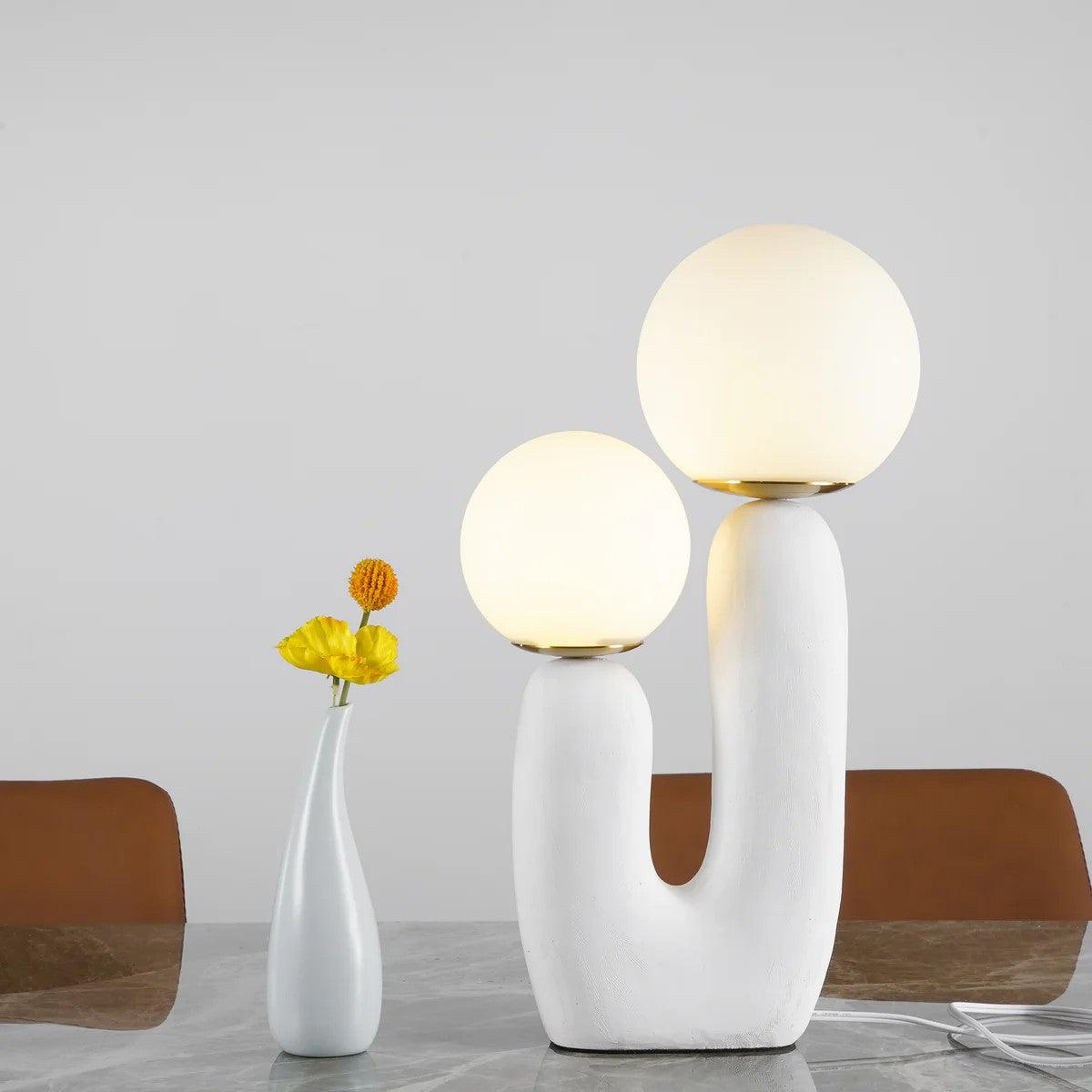 Oo Smooth Table Lamp 10.2