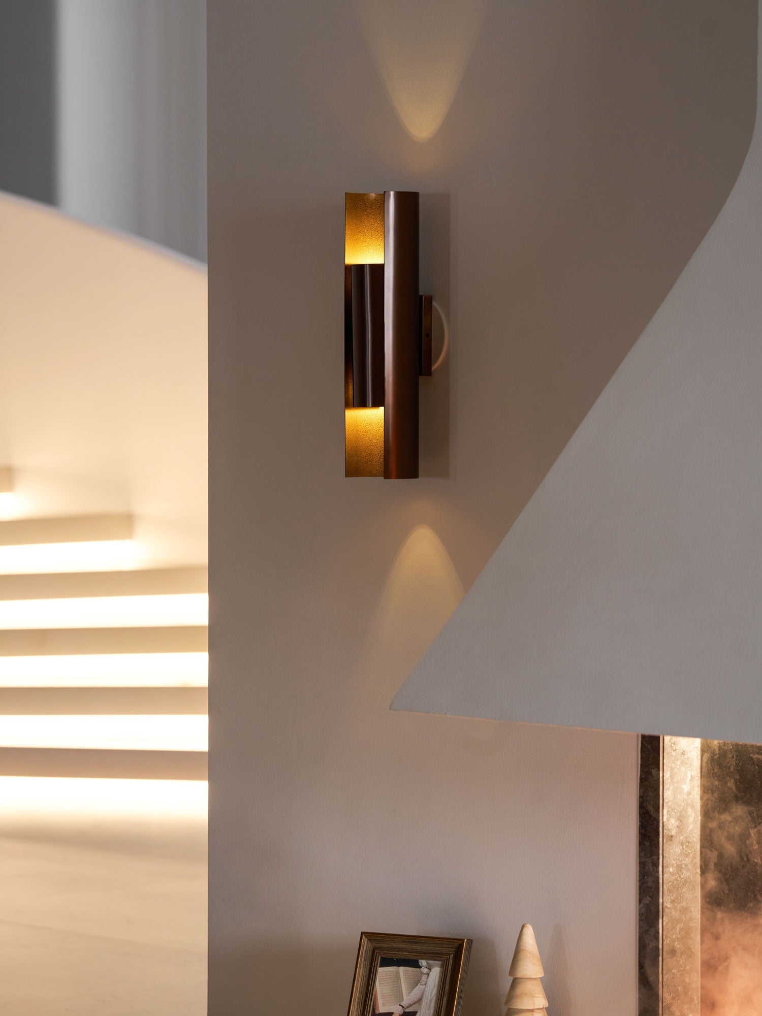 Orion Wall Lamp