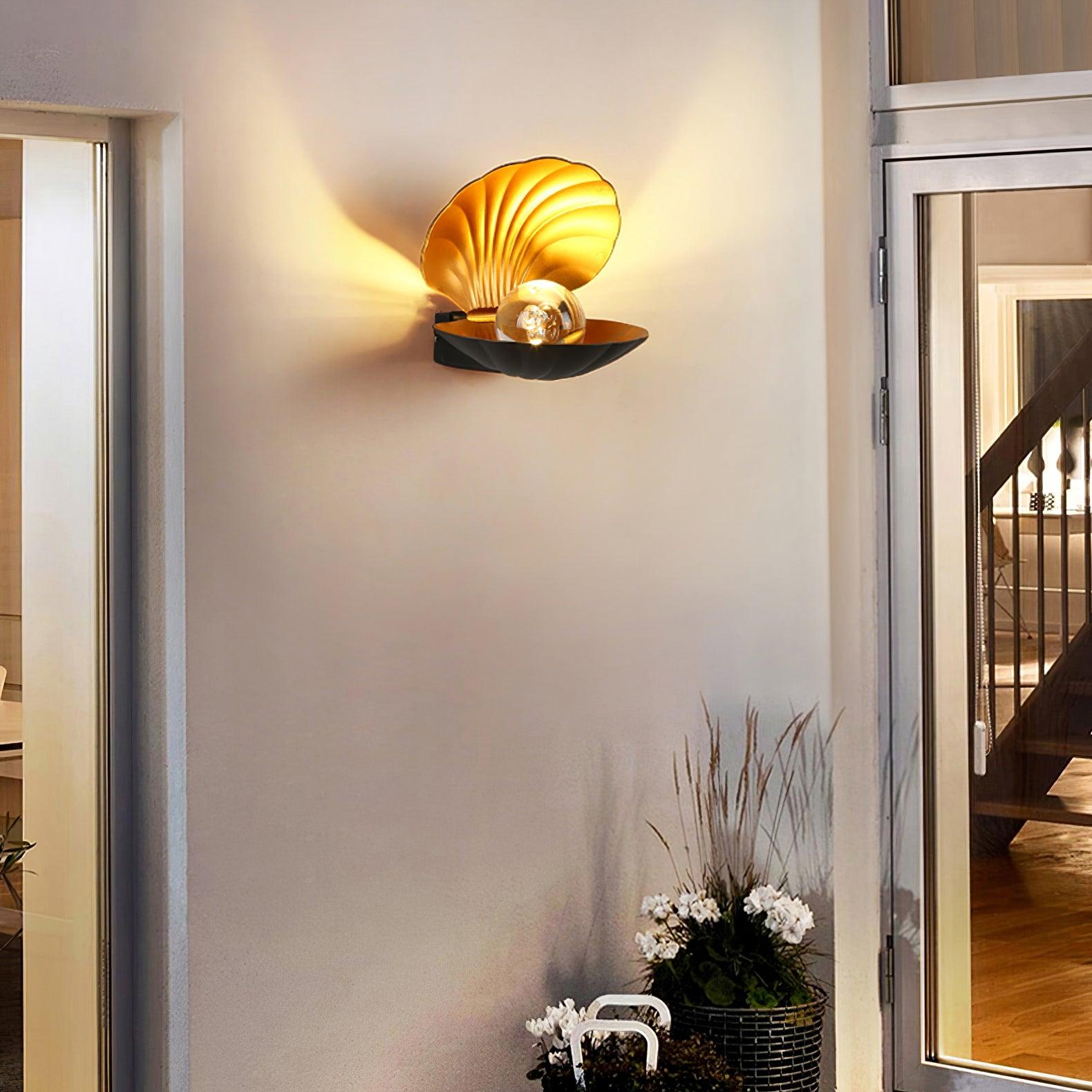 Pearl Clam Wall Sconce