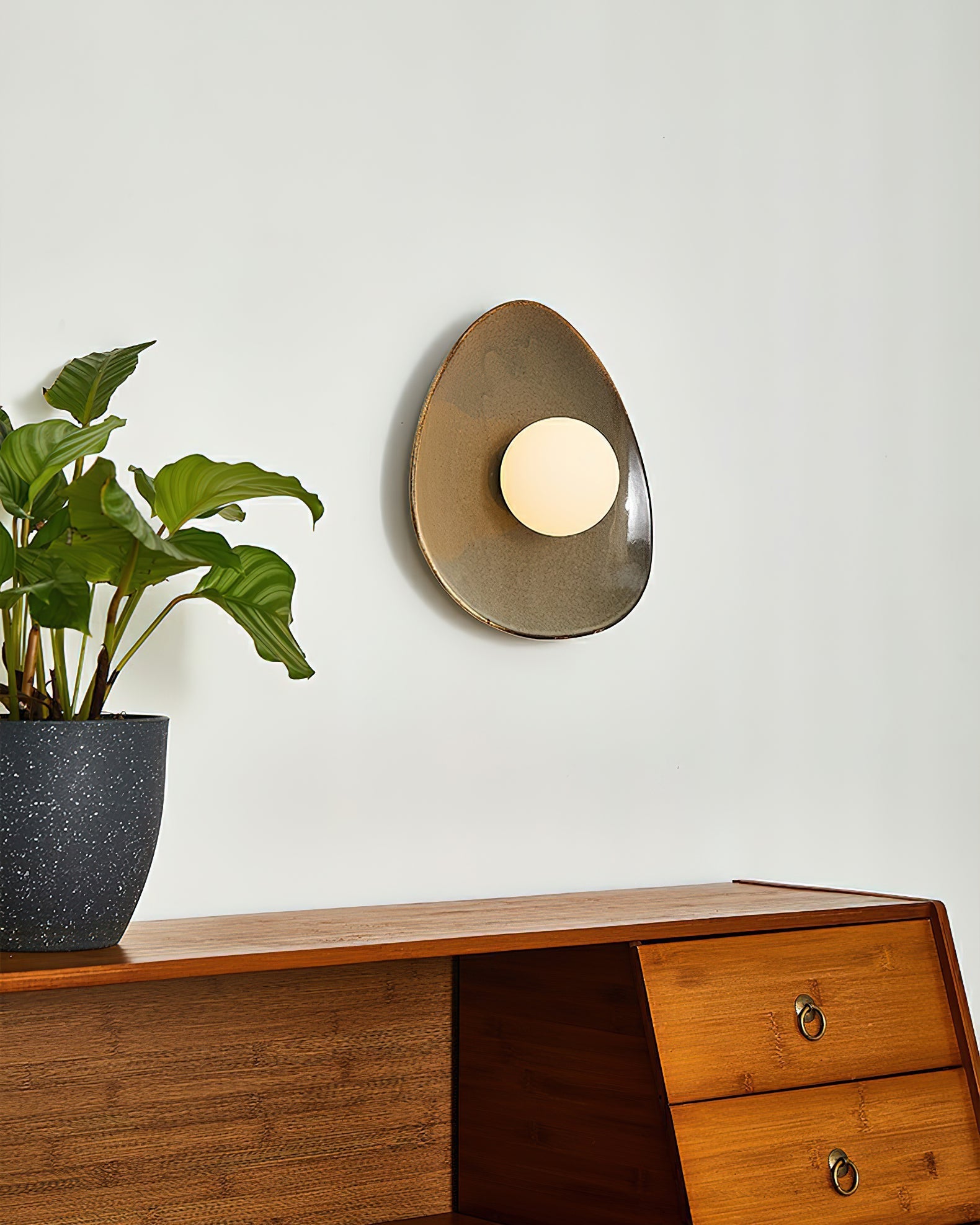 Pebble Disc Wall Light 11.8