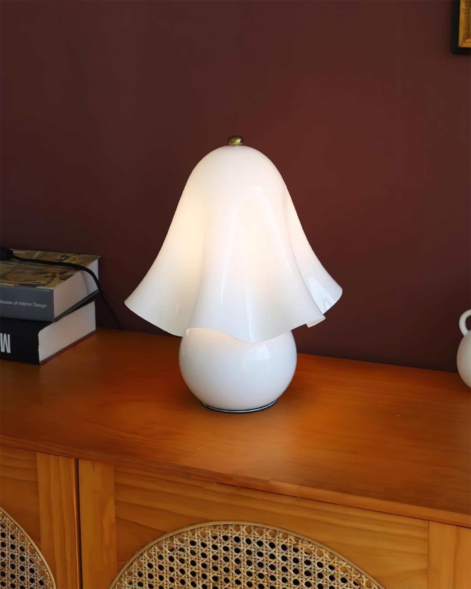 Petalia Table Lamp