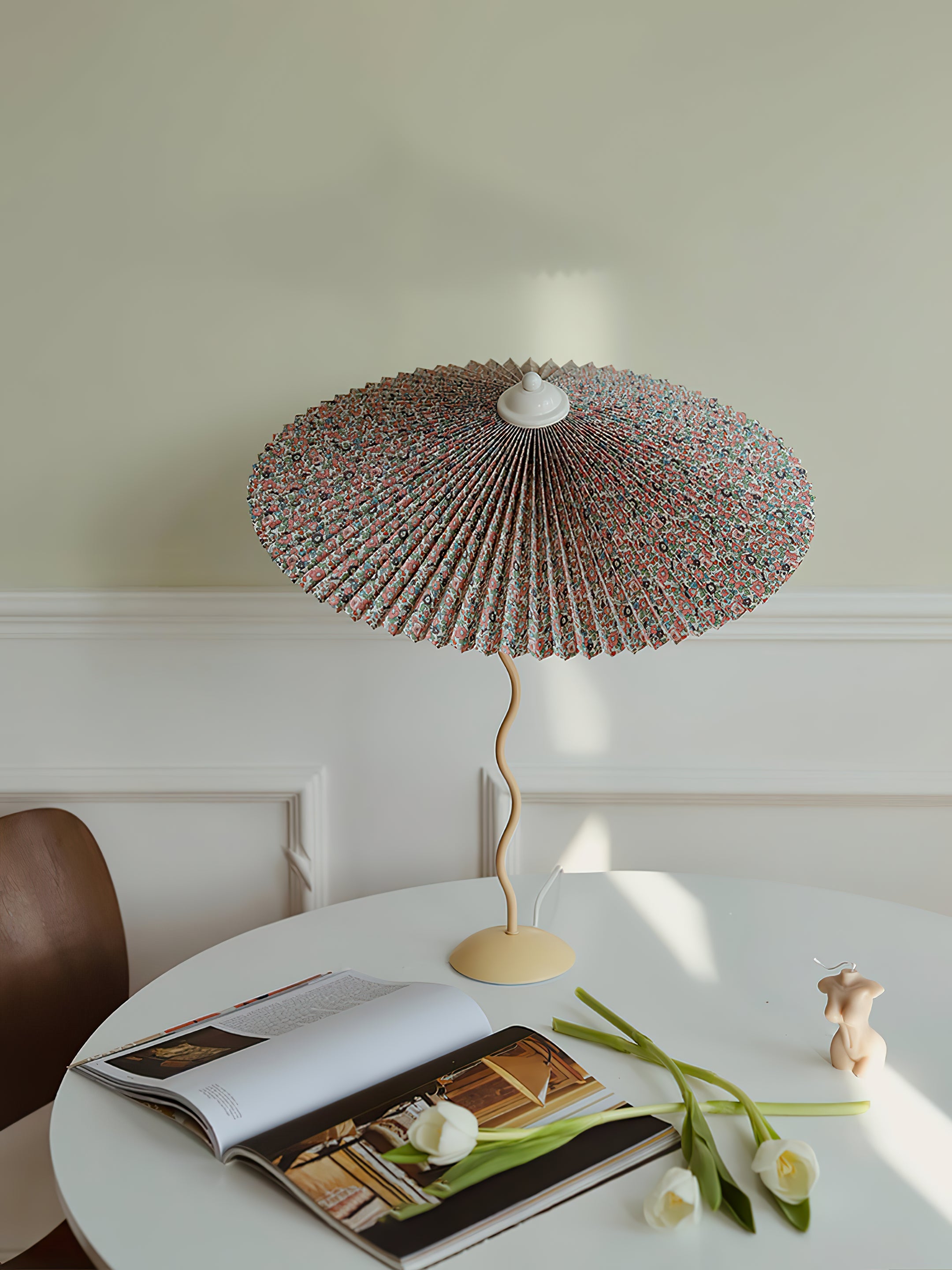 Pleated Hat Portable Lamp Table Lamp