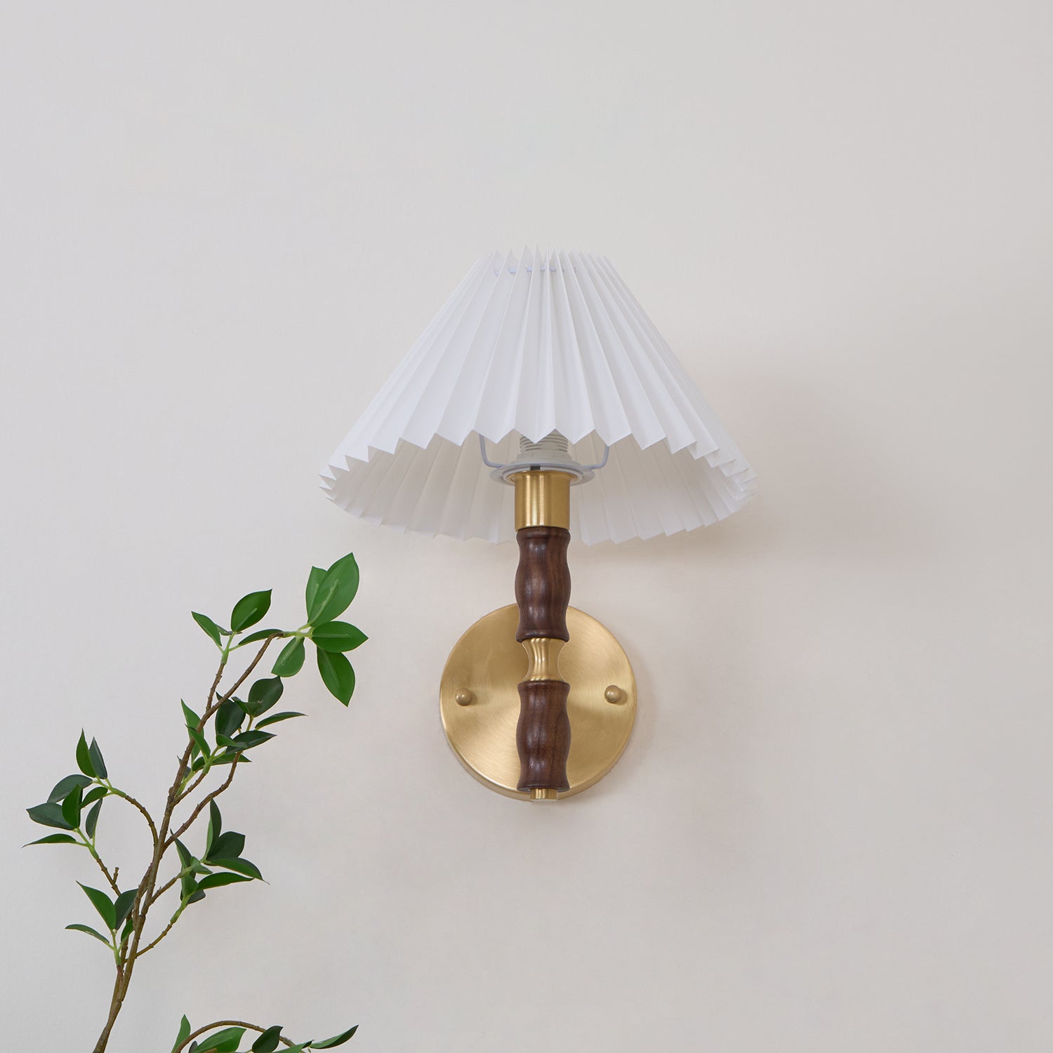 Pleated Walnut Lamp Bracket Wall Light