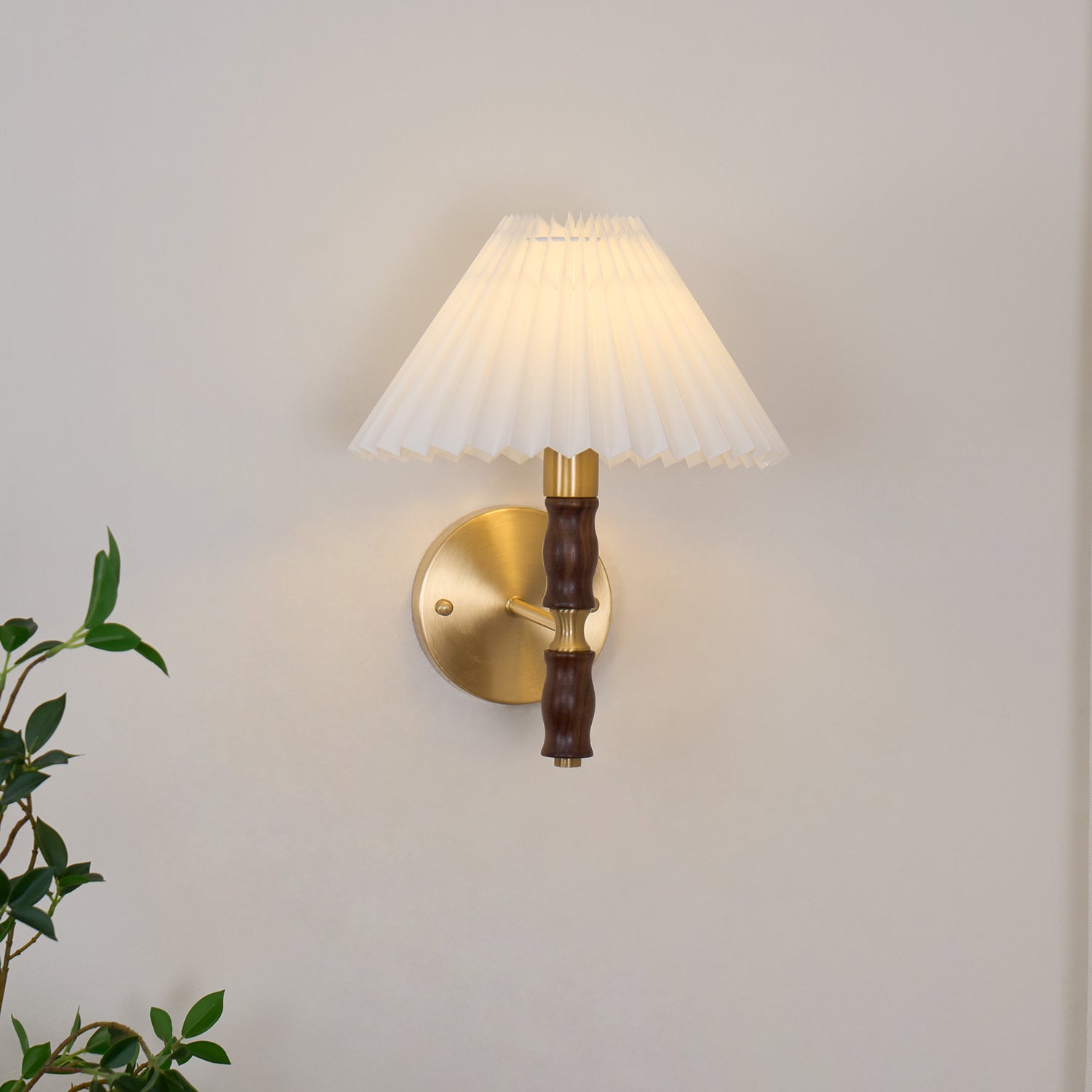 Pleated Walnut Lamp Bracket Wall Light
