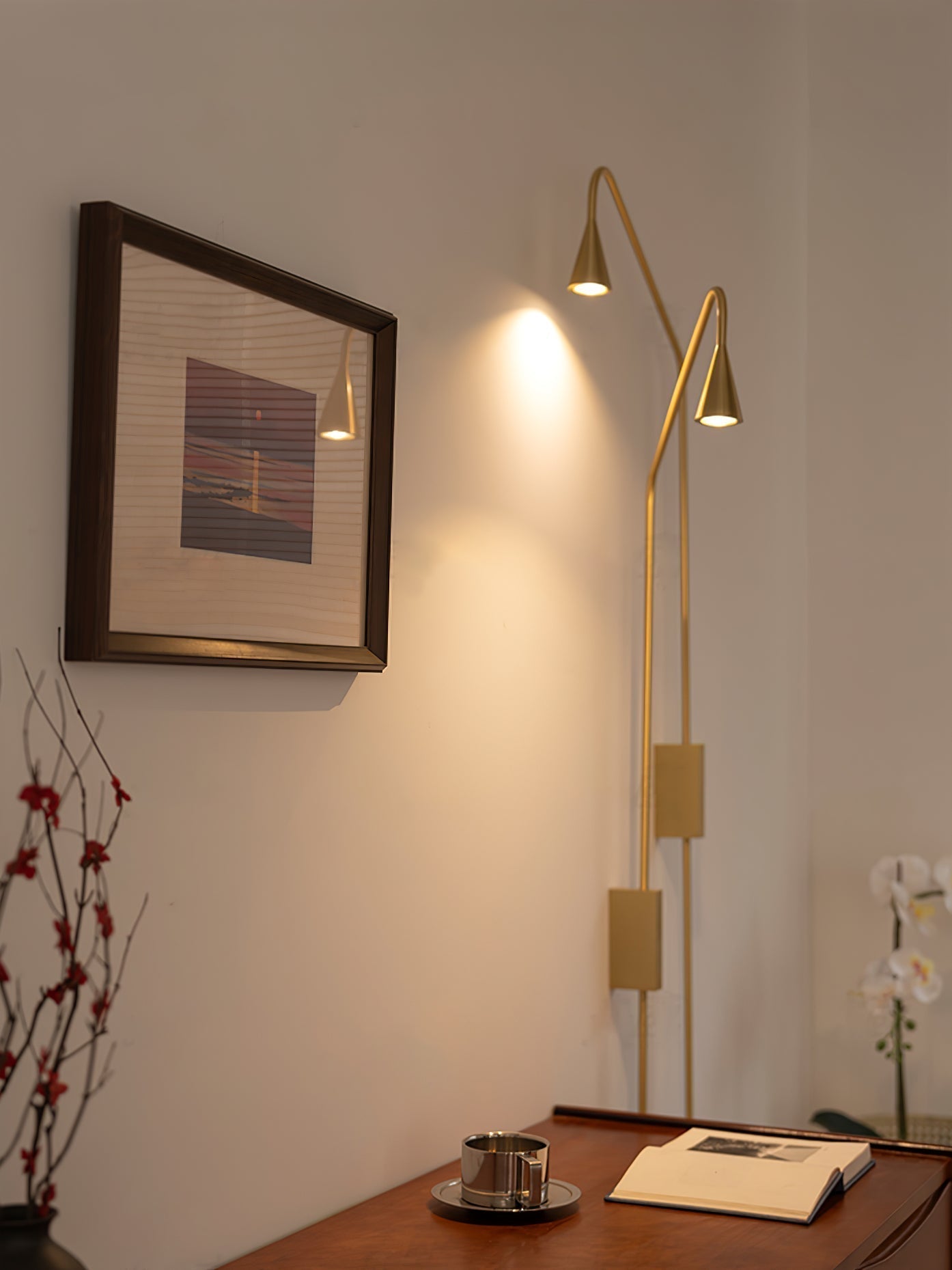 Pureform Wall Light, Plug-In Wall Sconce, detail 46