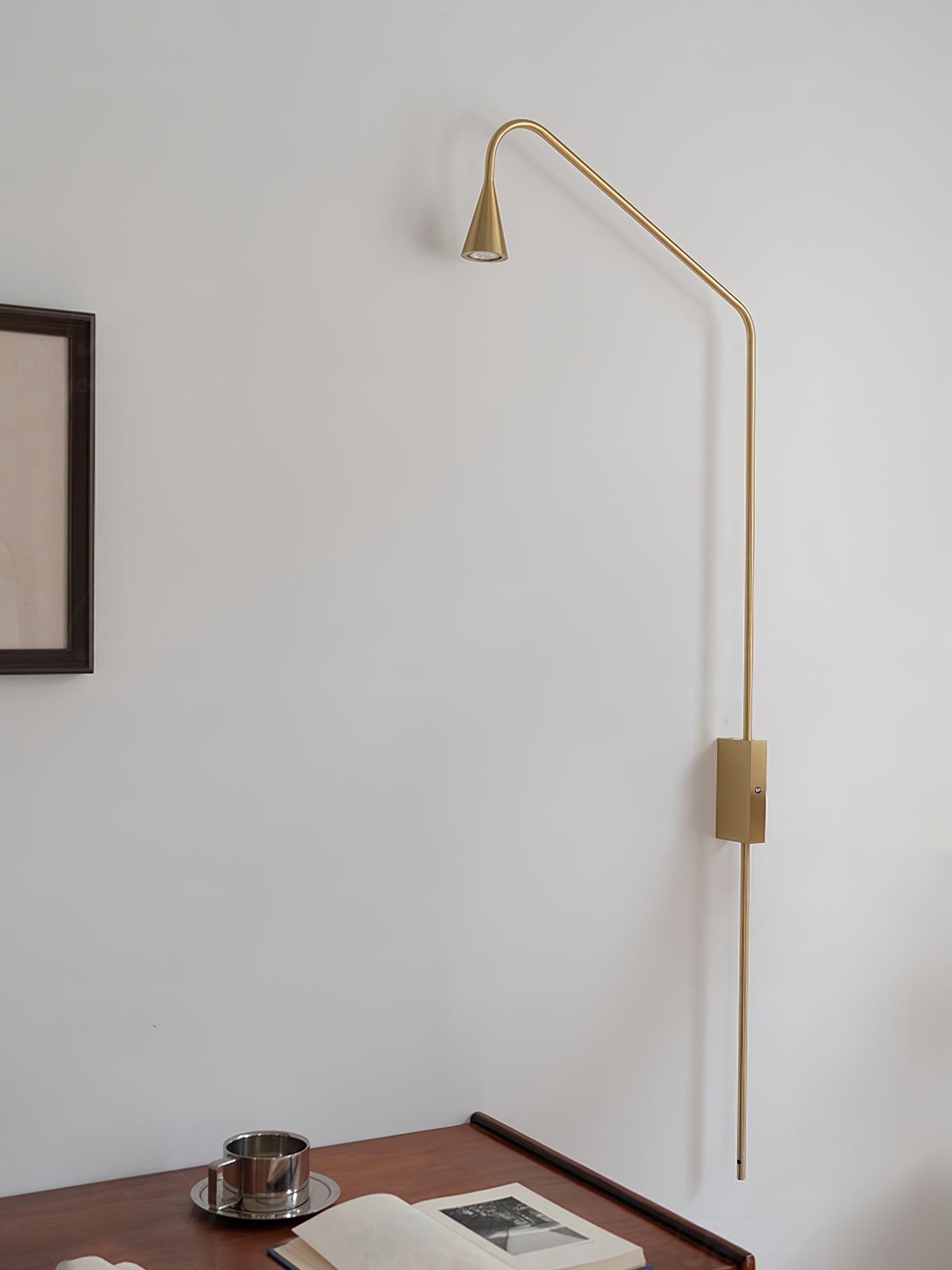 Pureform Wall Light, Plug-In Wall Sconce, detail 74