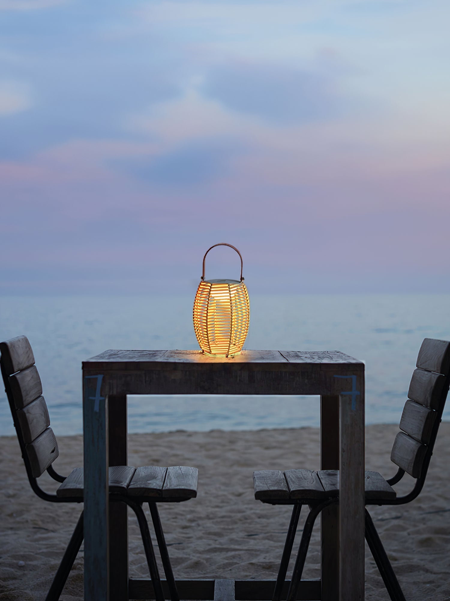 Lantern Built-in Battery Table Light, Bedside Table Lamp, detail 5