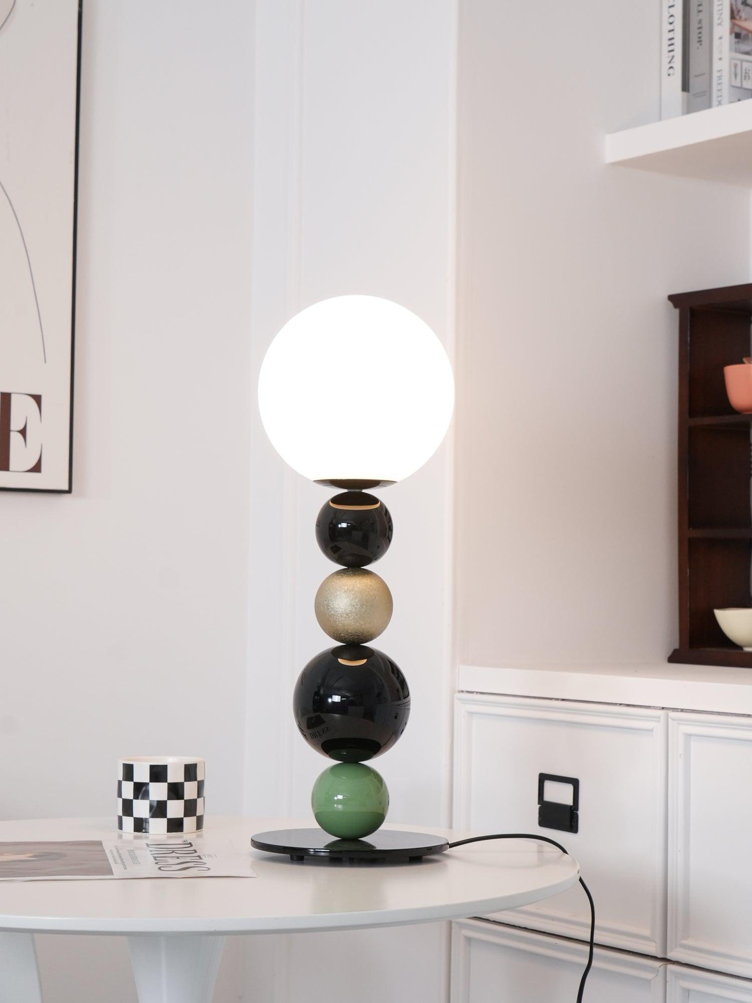 Round Balls Stacking Table Lamp 7.9