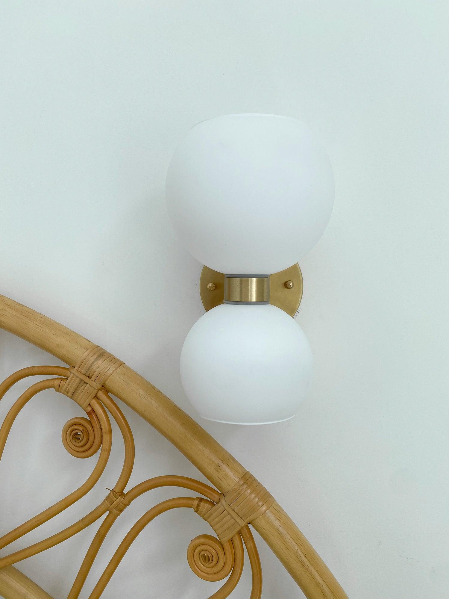 Round Pearl Sconce 5.9