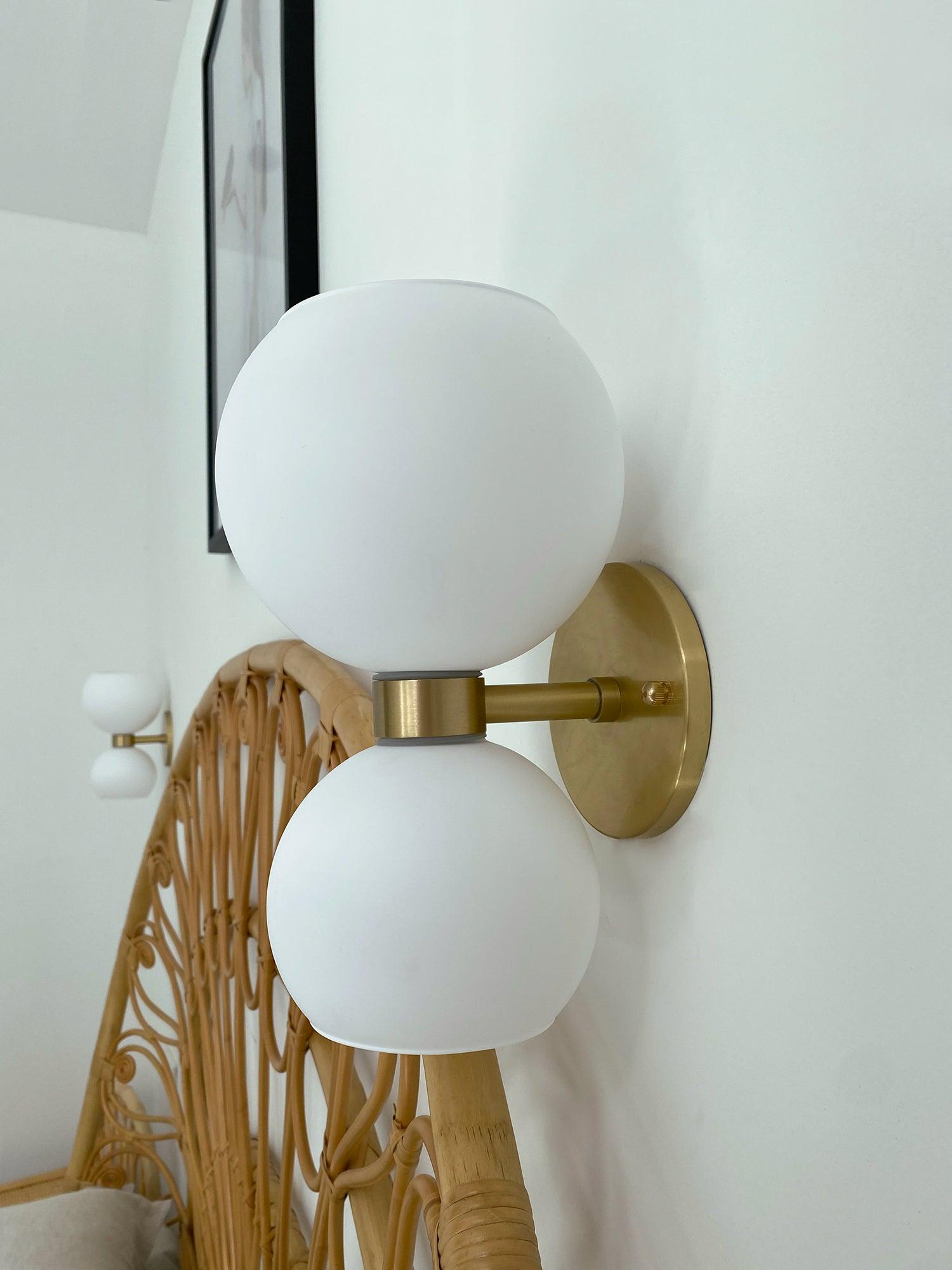Round Pearl Sconce 5.9