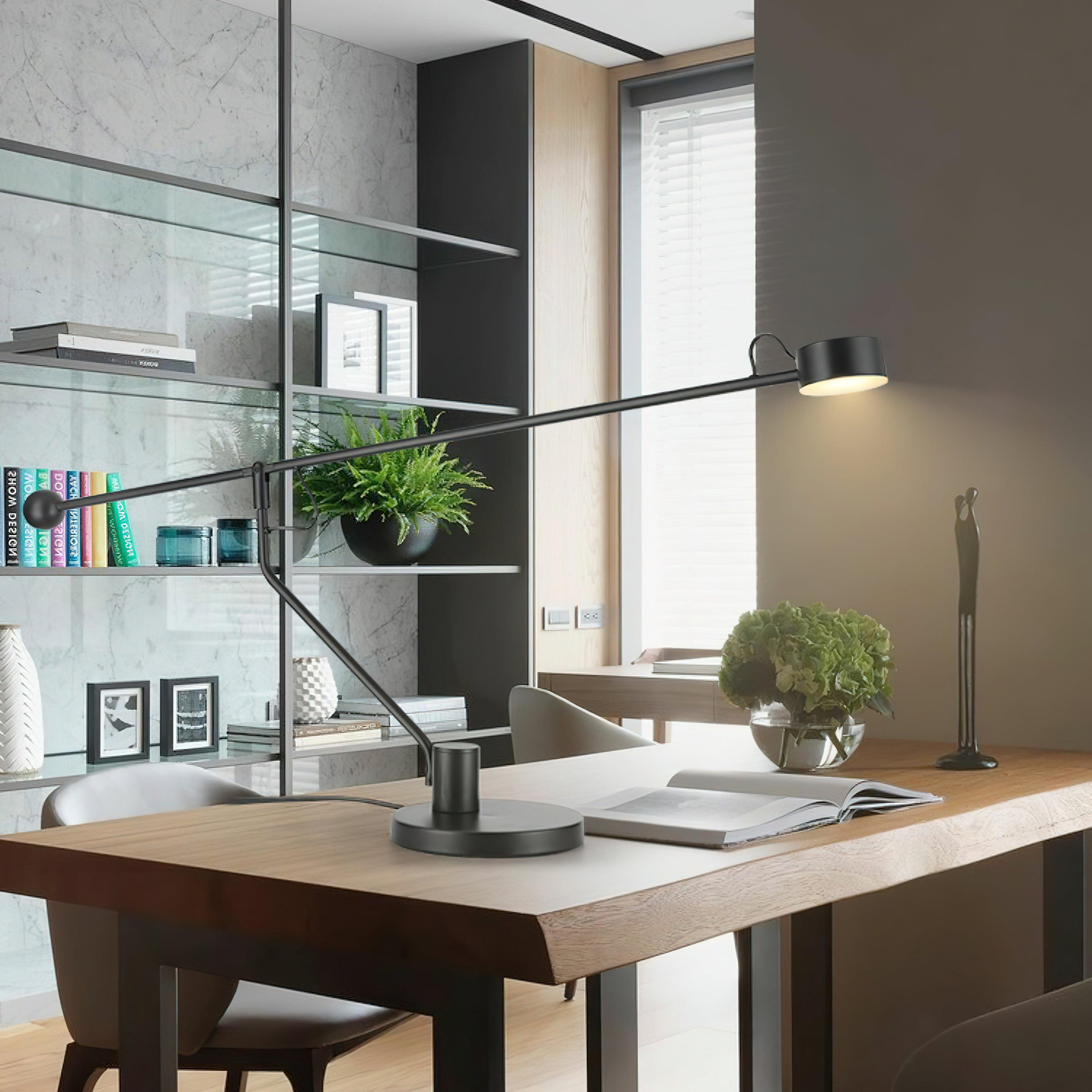 Shadow Pole Table Lamp 42.1