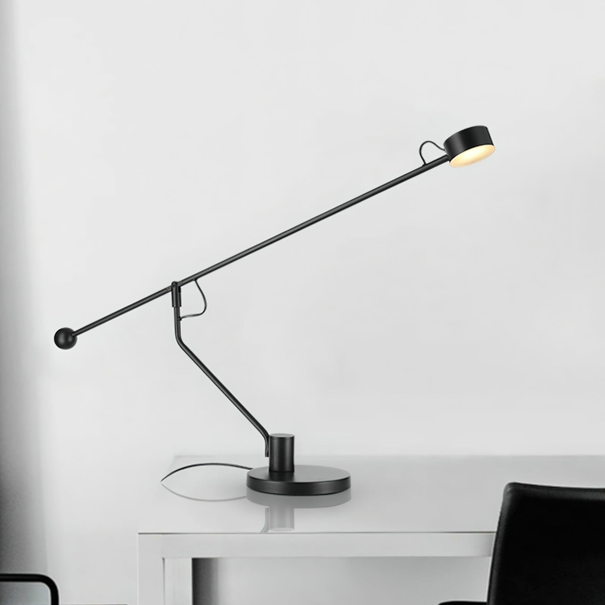 Shadow Pole Table Lamp 42.1