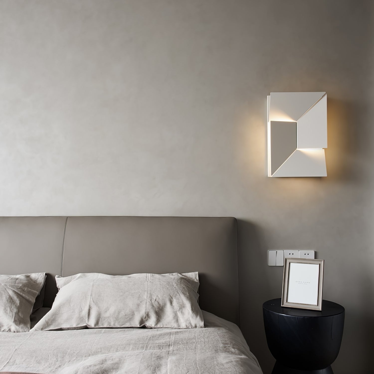 Shadows Grand Wall-mounted Light Wall Light - L 15cm x H 45cm Metal, Hardwired Wall Sconce, detail 101