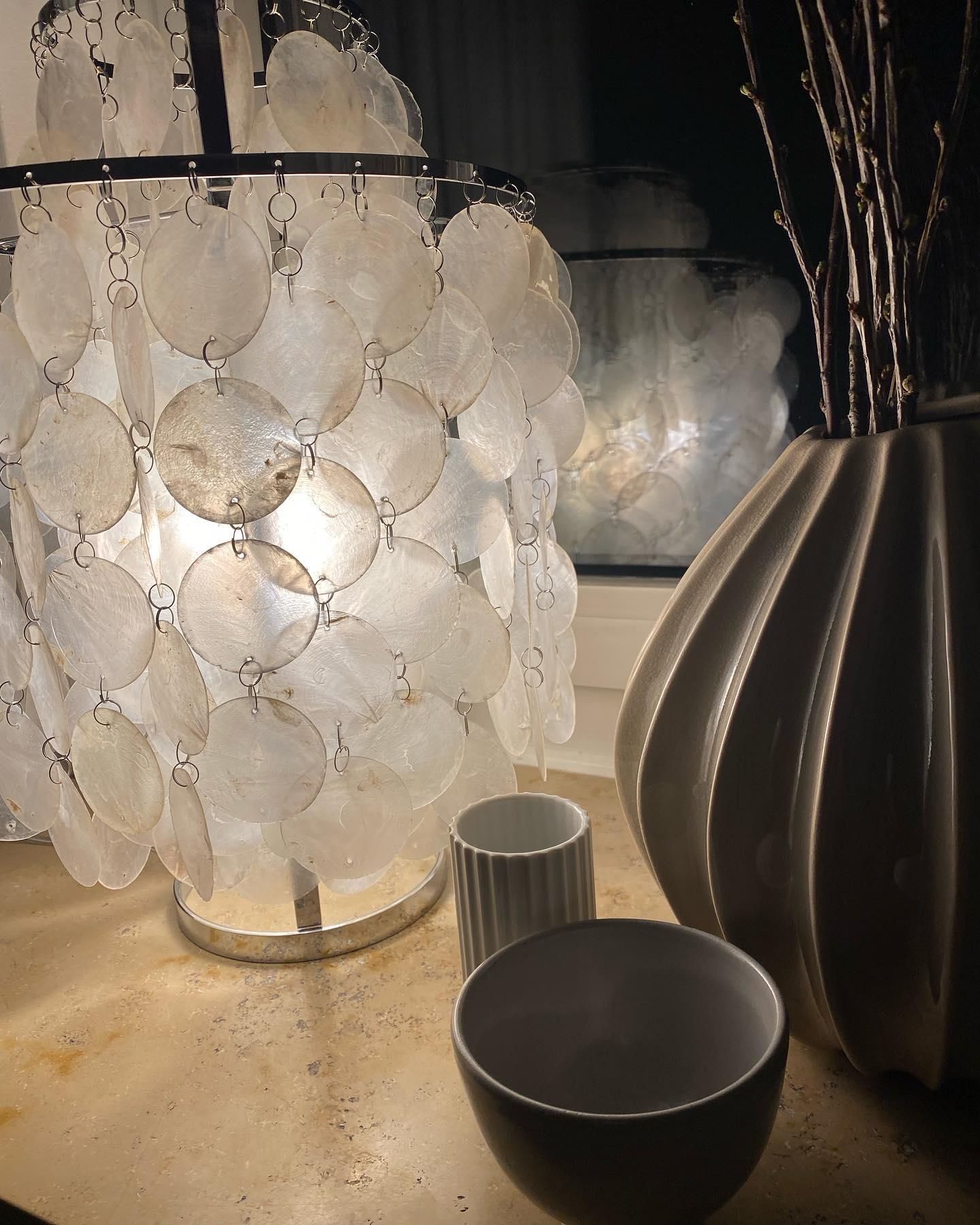 Shell Table Lamp 11.8