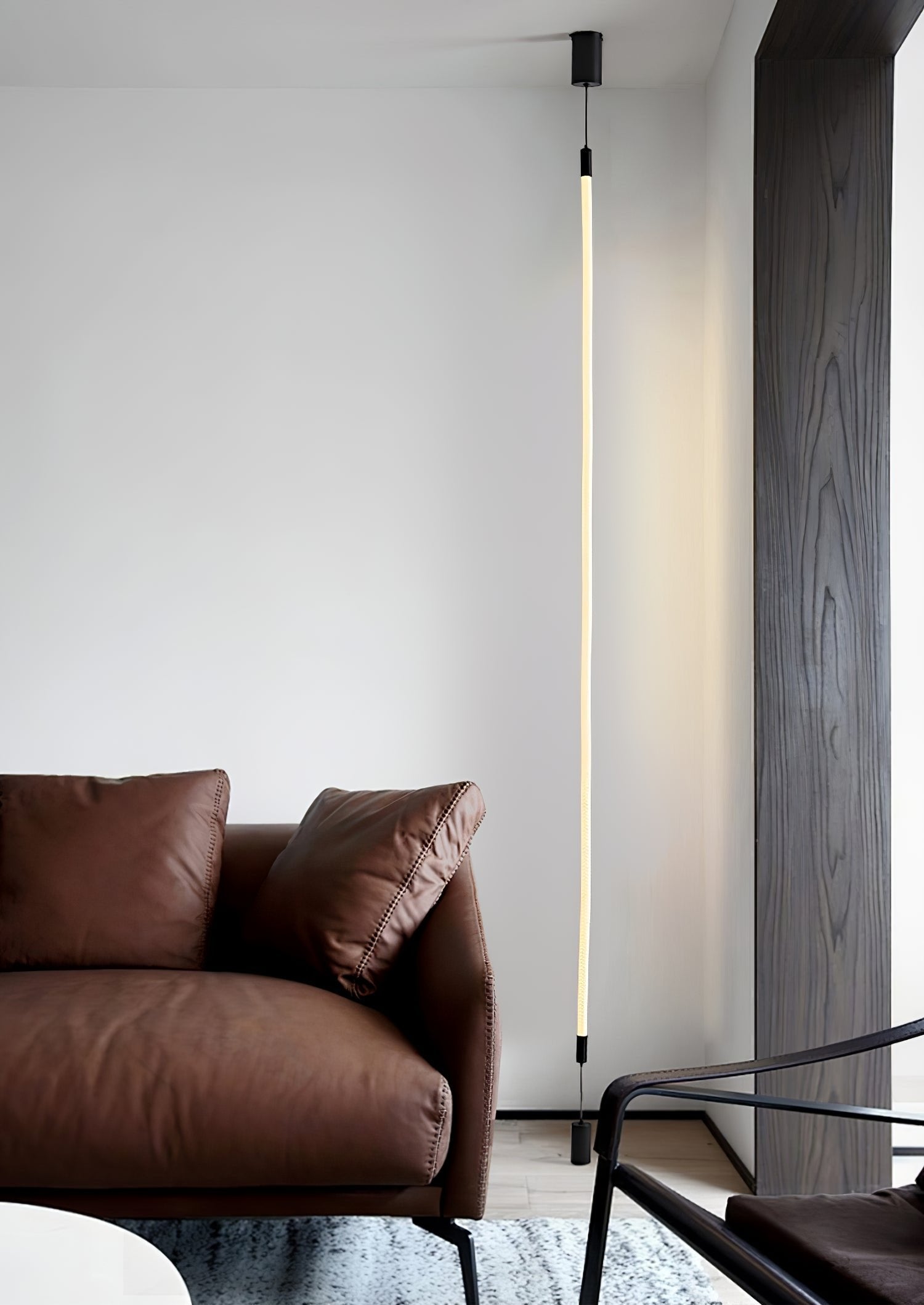 Silas Vertical Pendant Light detail view 10