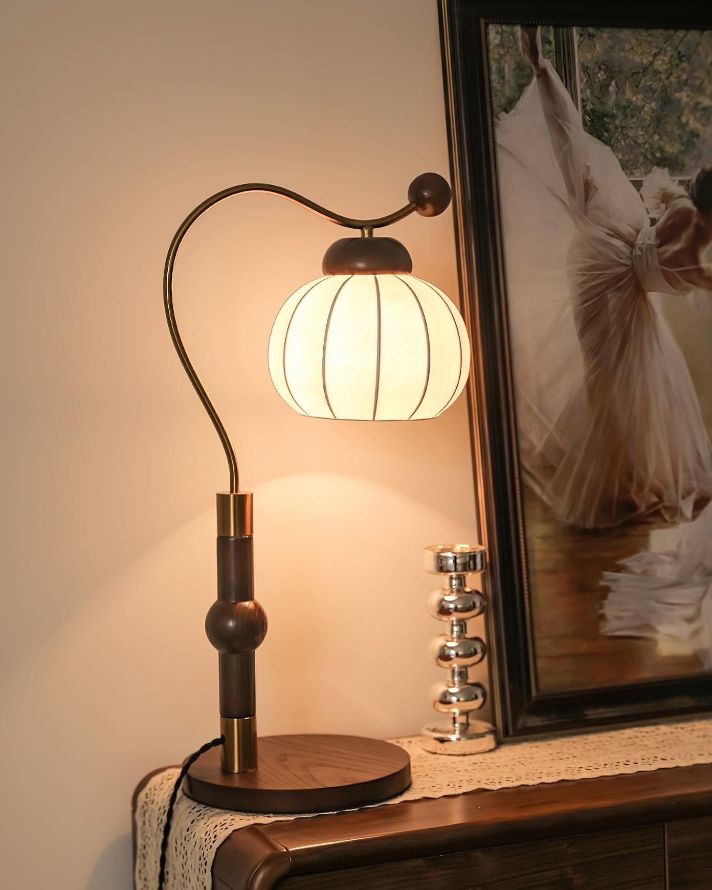 Silk Globe Table Lamp 7.9