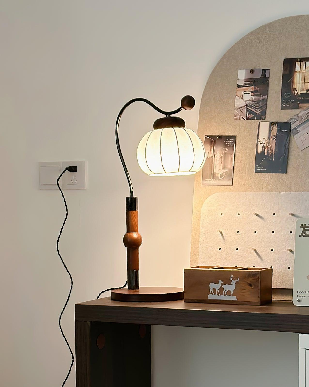Silk Globe Table Lamp 7.9