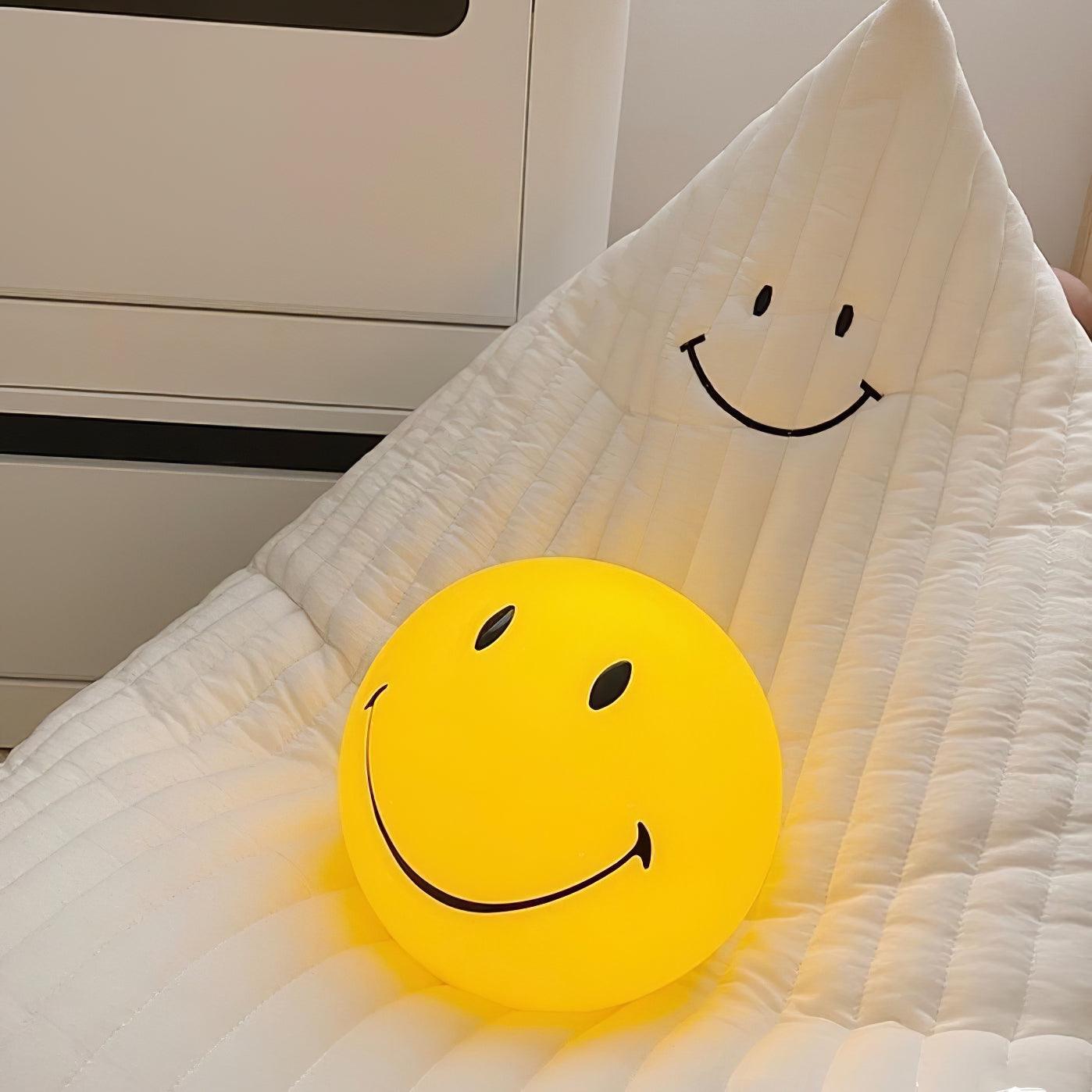 Smiling Rechargeable Built-in Battery Table Lamp detail view 3