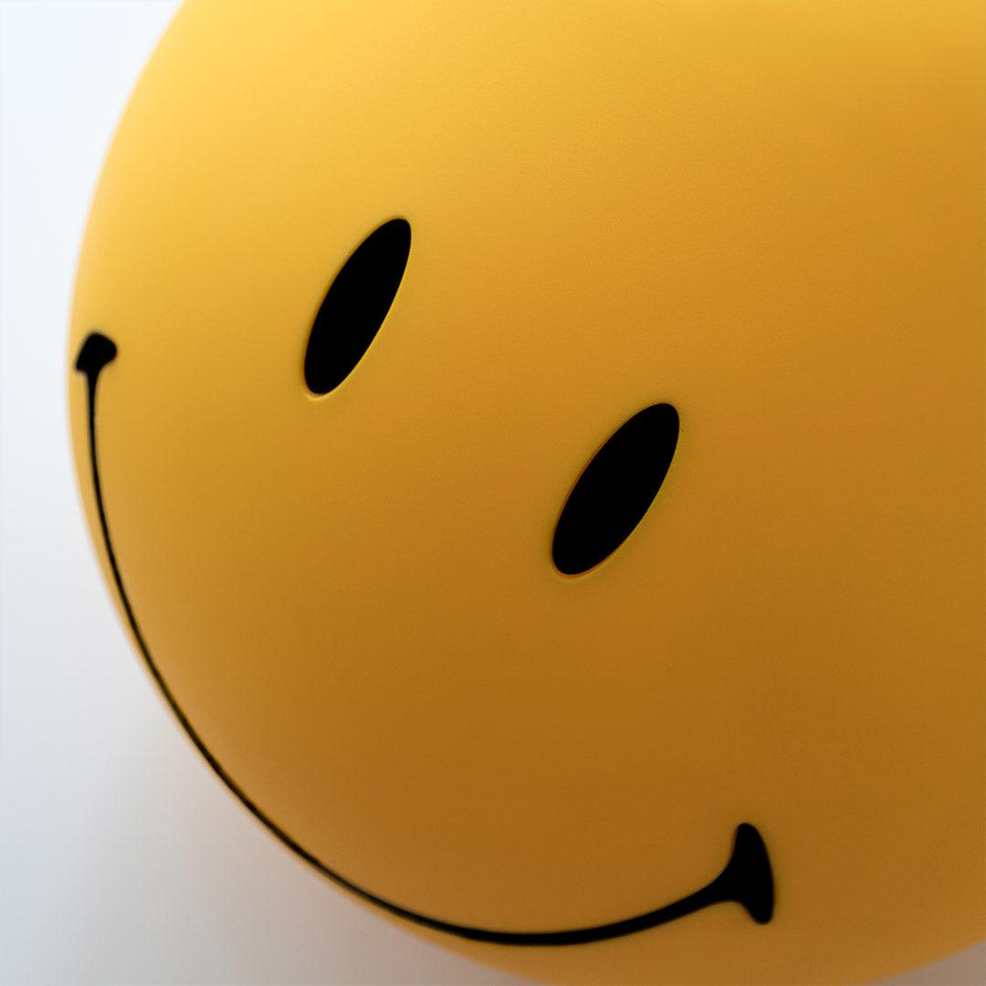 Smiling Reading Light Table Lamp detail view 35