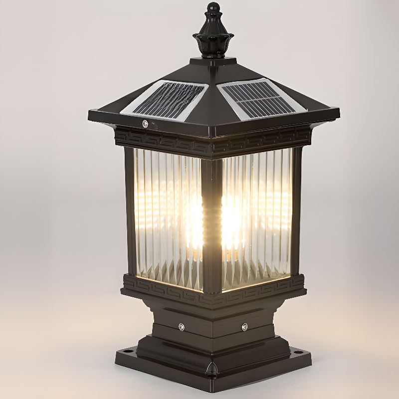 Solar Classic Lantern Outdoor Light