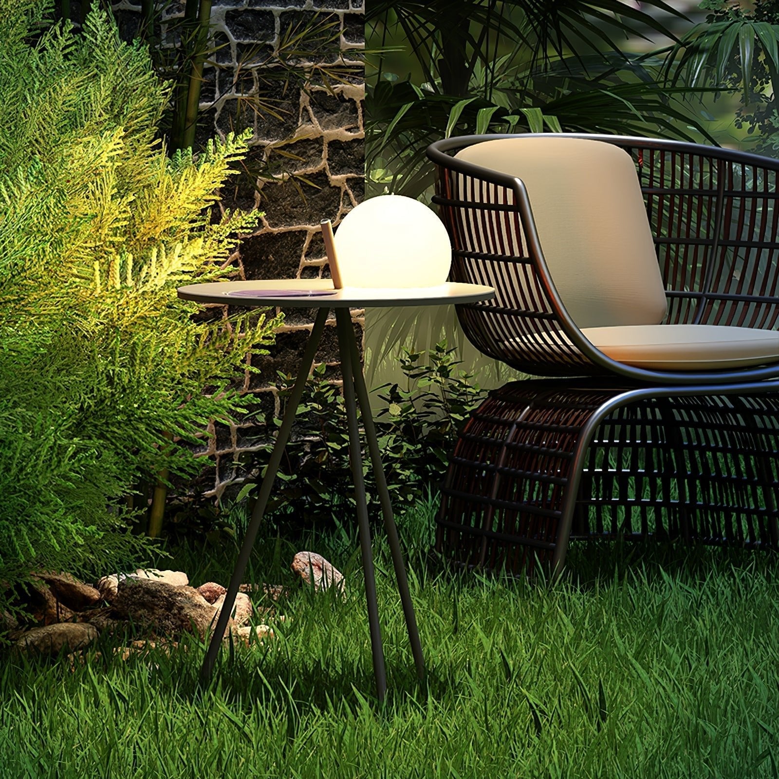 Soluna Tripod Outdoor Lamp End Table
